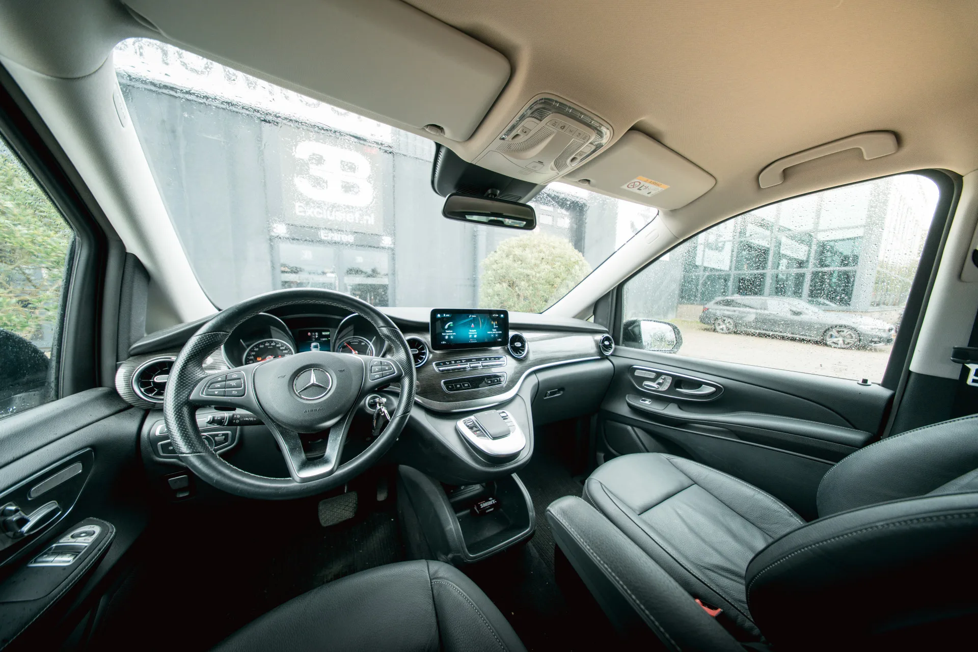 2020 Mercedes-Benz EQV 300 Long, 15/30