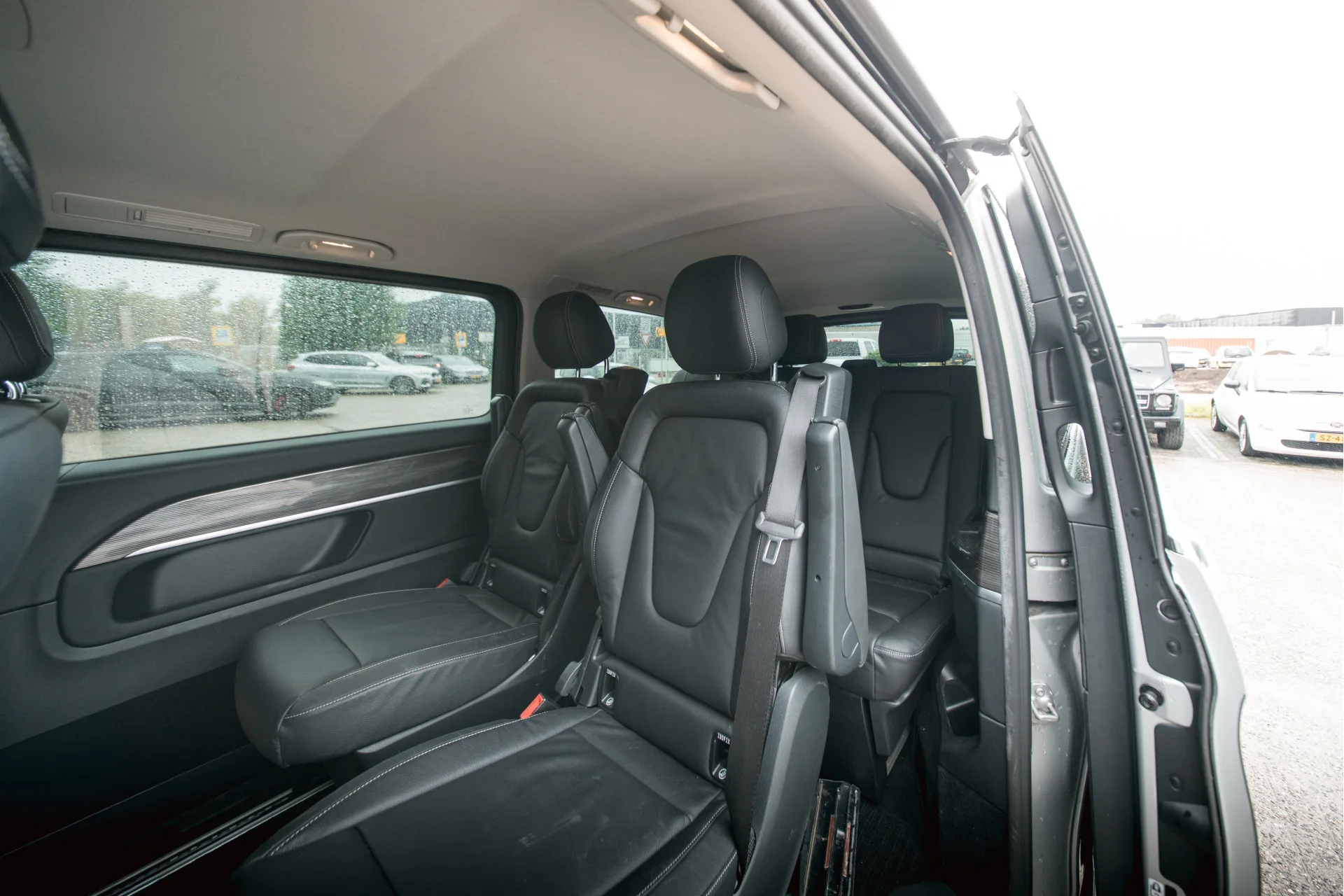 2020 Mercedes-Benz EQV 300 Long, 18/30