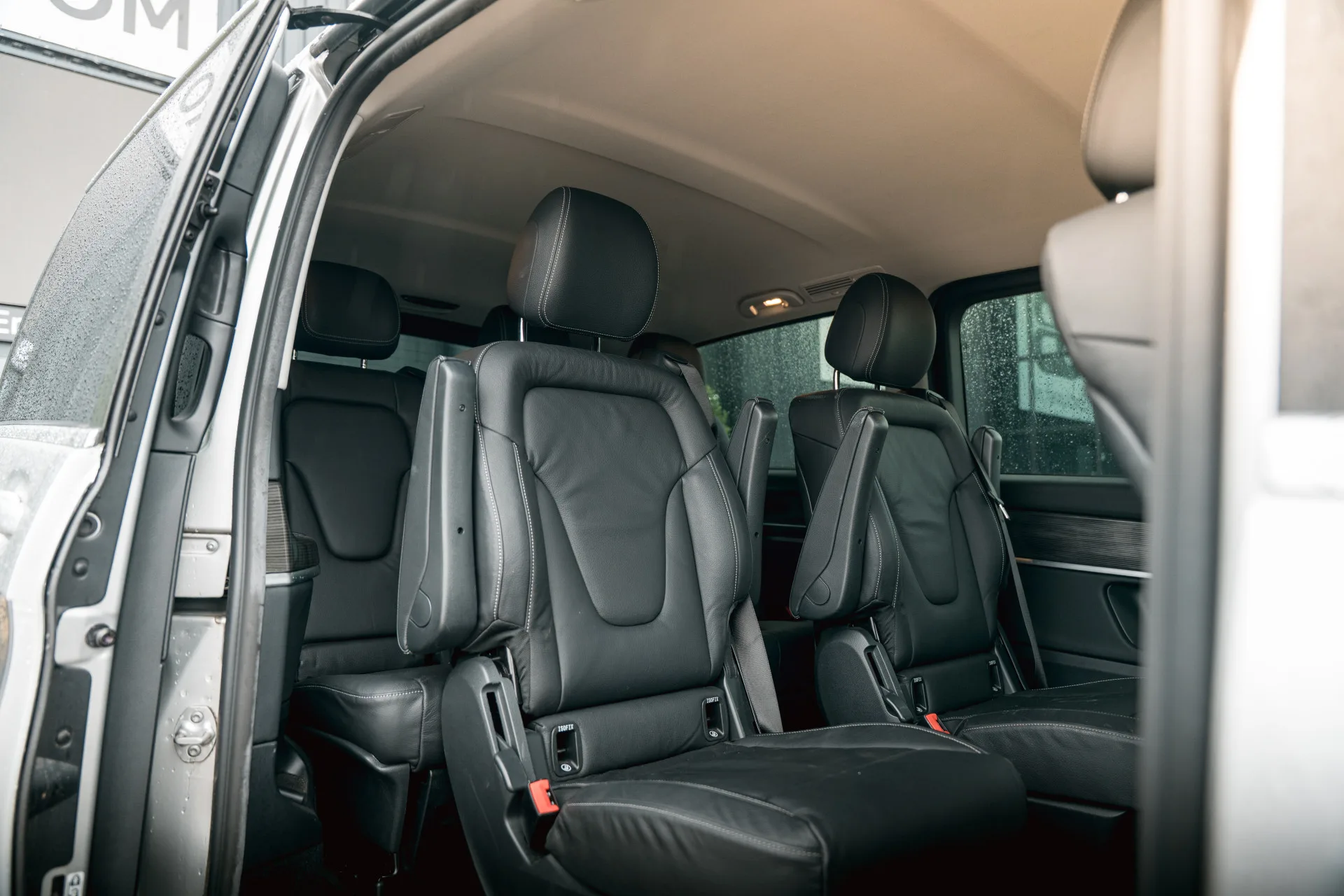 2020 Mercedes-Benz EQV 300 Long, 19/30