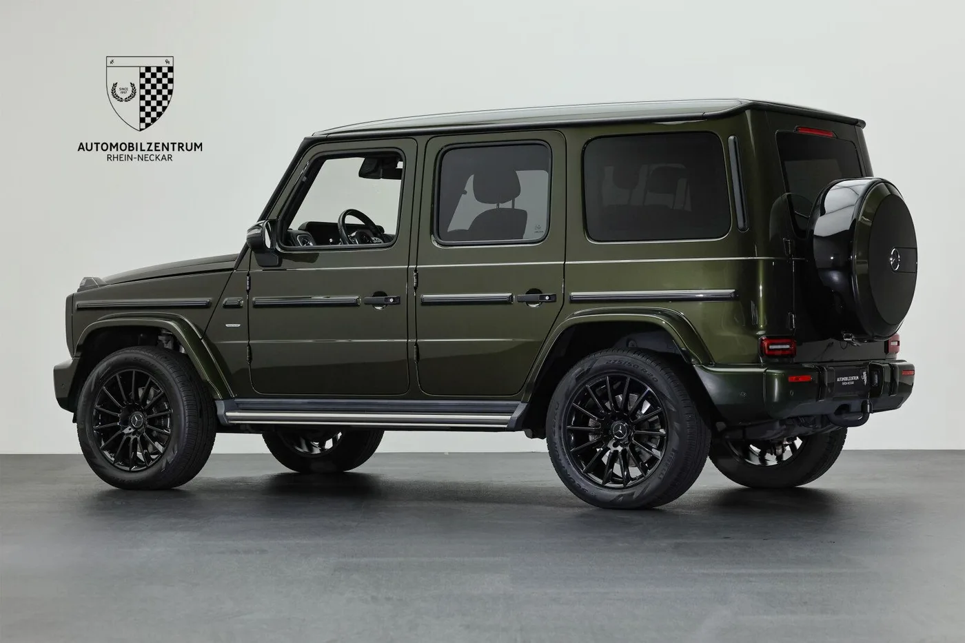 2020 Mercedes-Benz G 400 d offered by a supercar dealer in Viernheim, Germany, photo 5 of 25