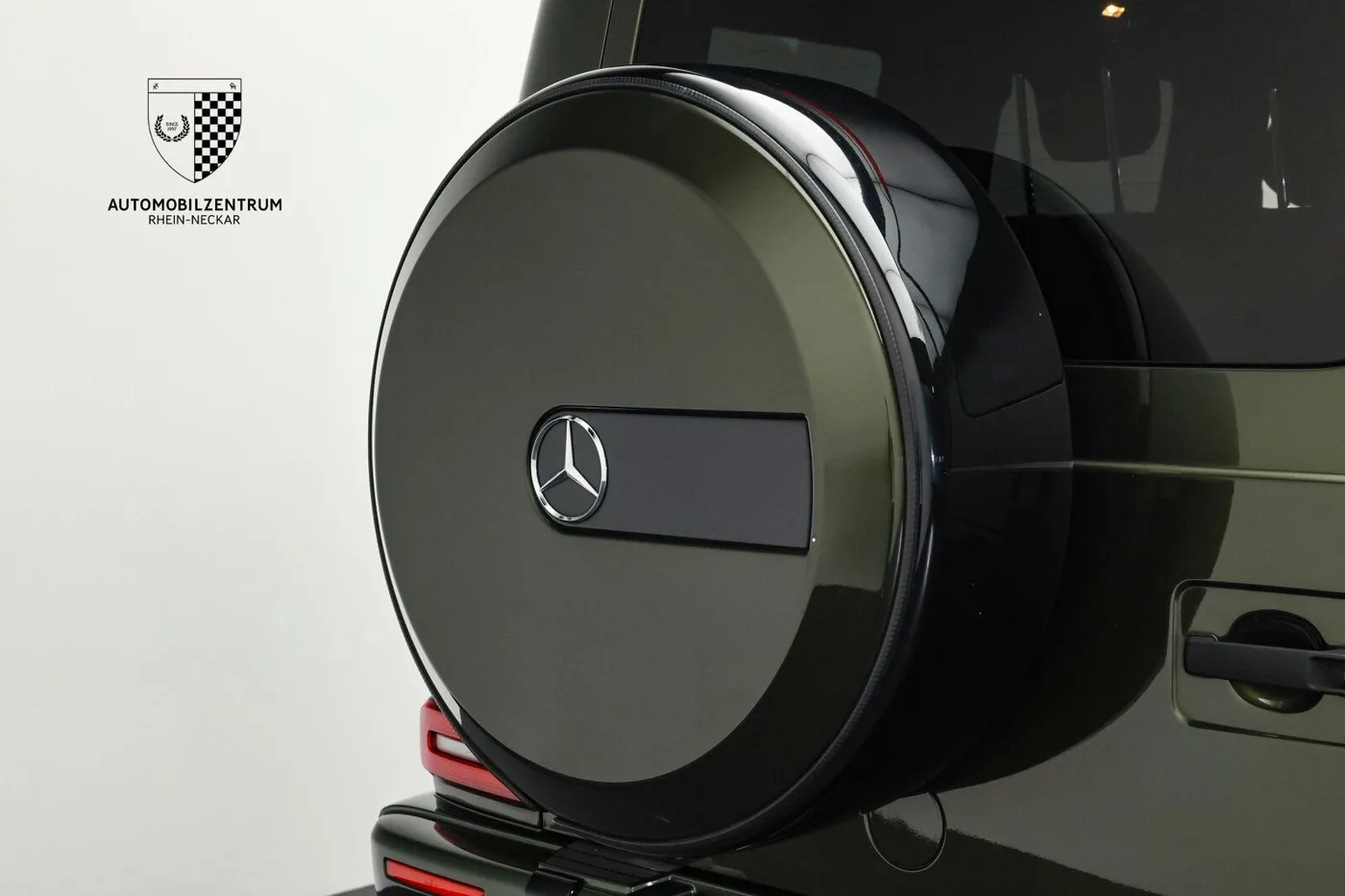 2020 Mercedes-Benz G 400 d offered by a supercar dealer in Viernheim, Germany, photo 14 of 25