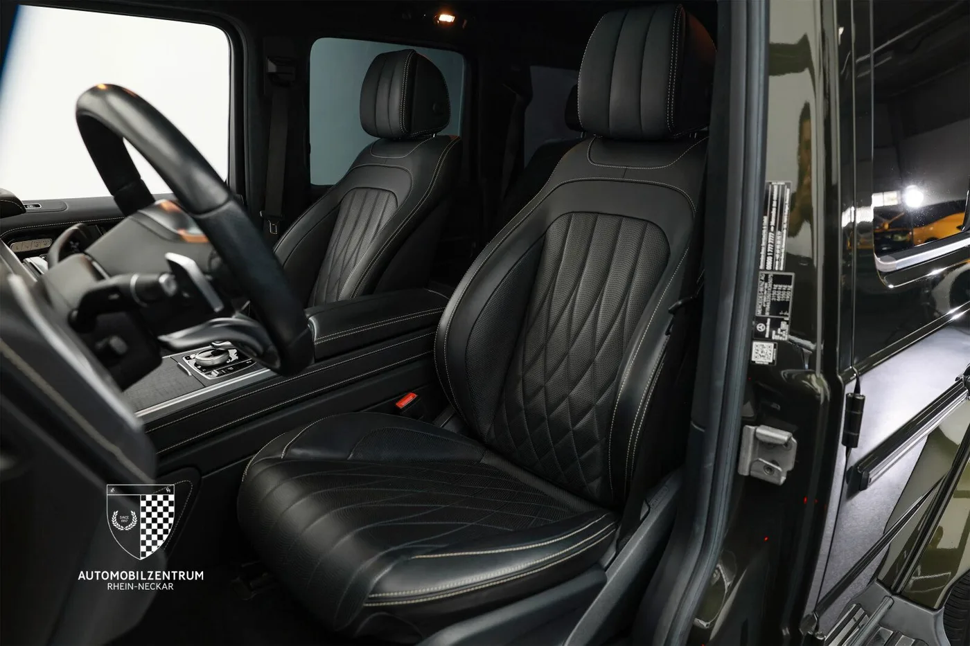 2020 Mercedes-Benz G 400 d offered by a supercar dealer in Viernheim, Germany, photo 15 of 25