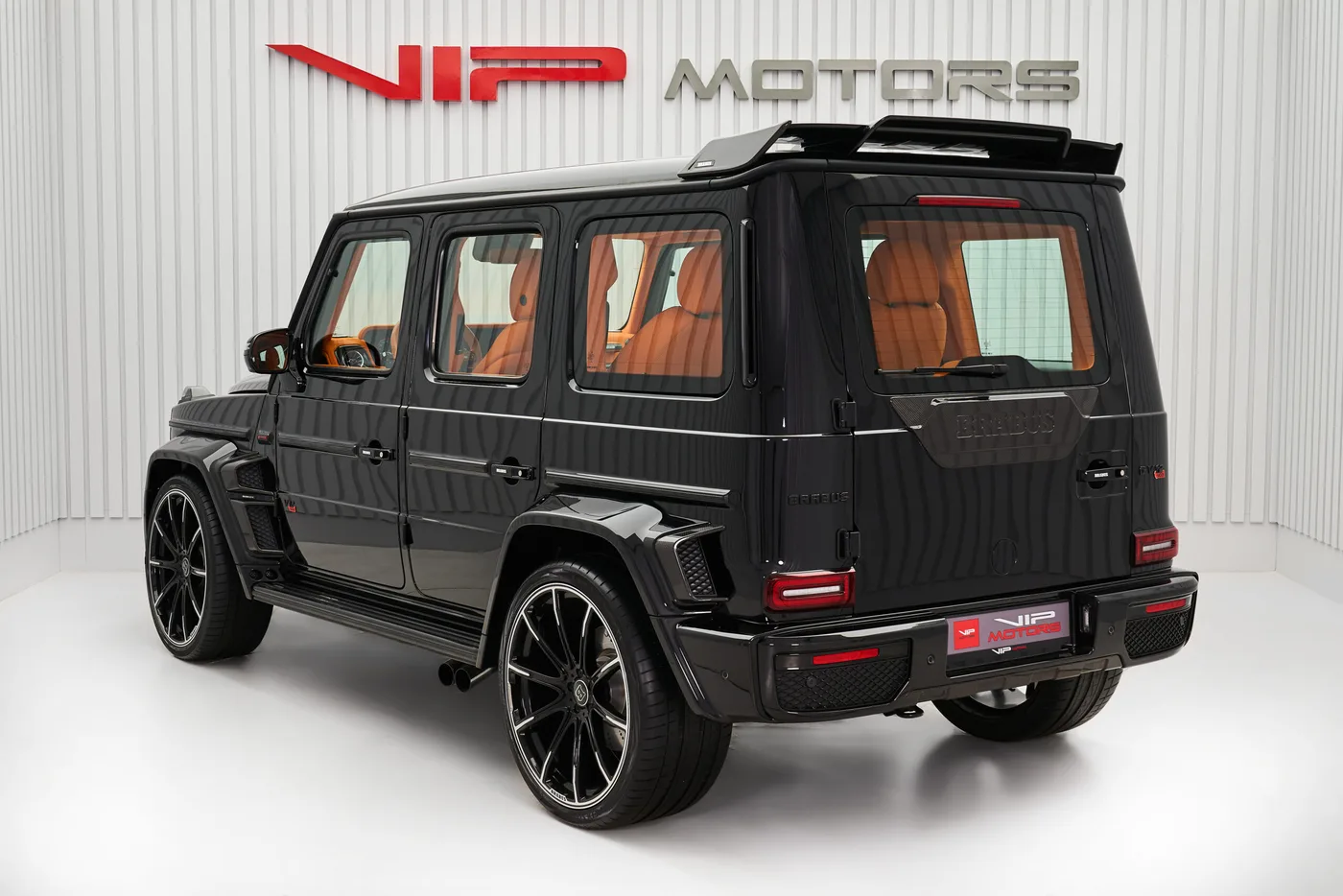2020 Brabus G V12 900 offered by a specialist dealer in Dubai, United Arab Emirates, photo 4 of 10