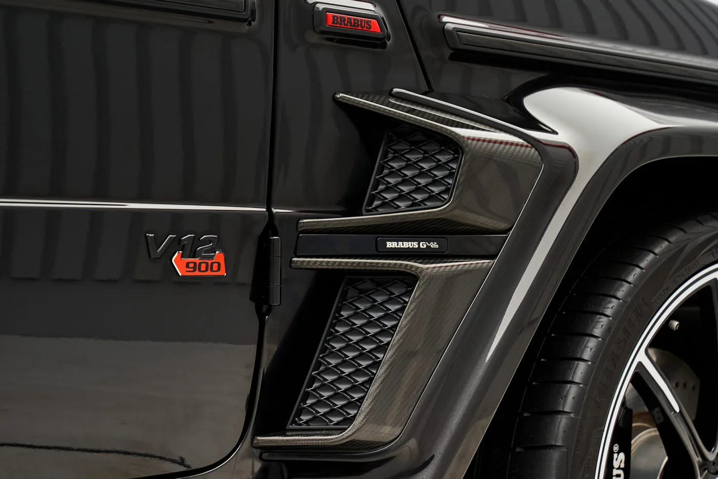 2020 Brabus G V12 900 offered by a specialist dealer in Dubai, United Arab Emirates, photo 9 of 10