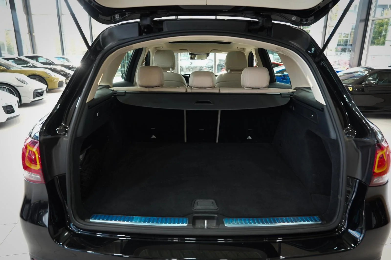 2020 Mercedes-Benz GLC 300 d 4MATIC, 24/24