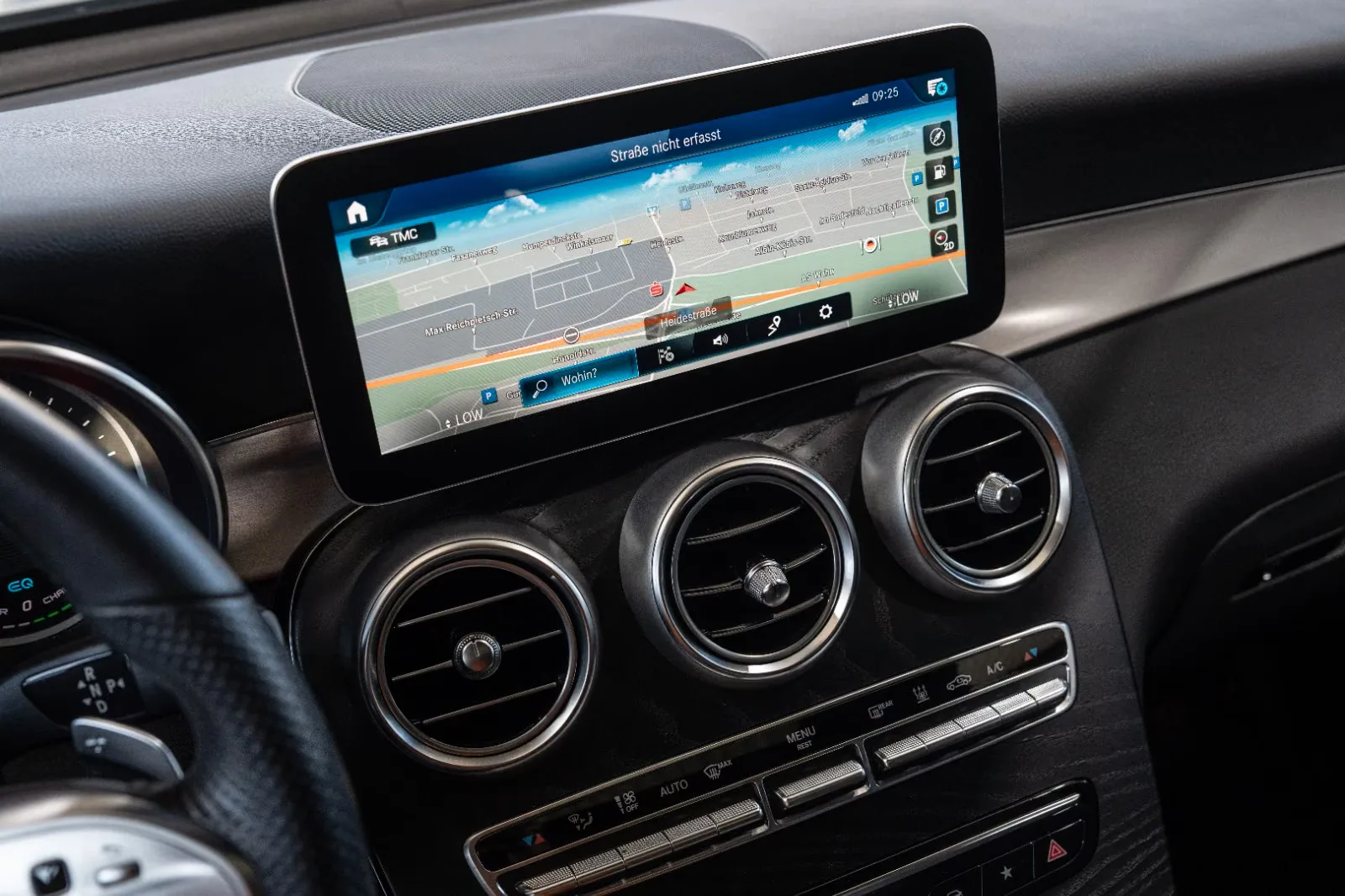 2020 Mercedes-Benz GLC 300 de 4MATIC Coupé, AMG Line, 15/20