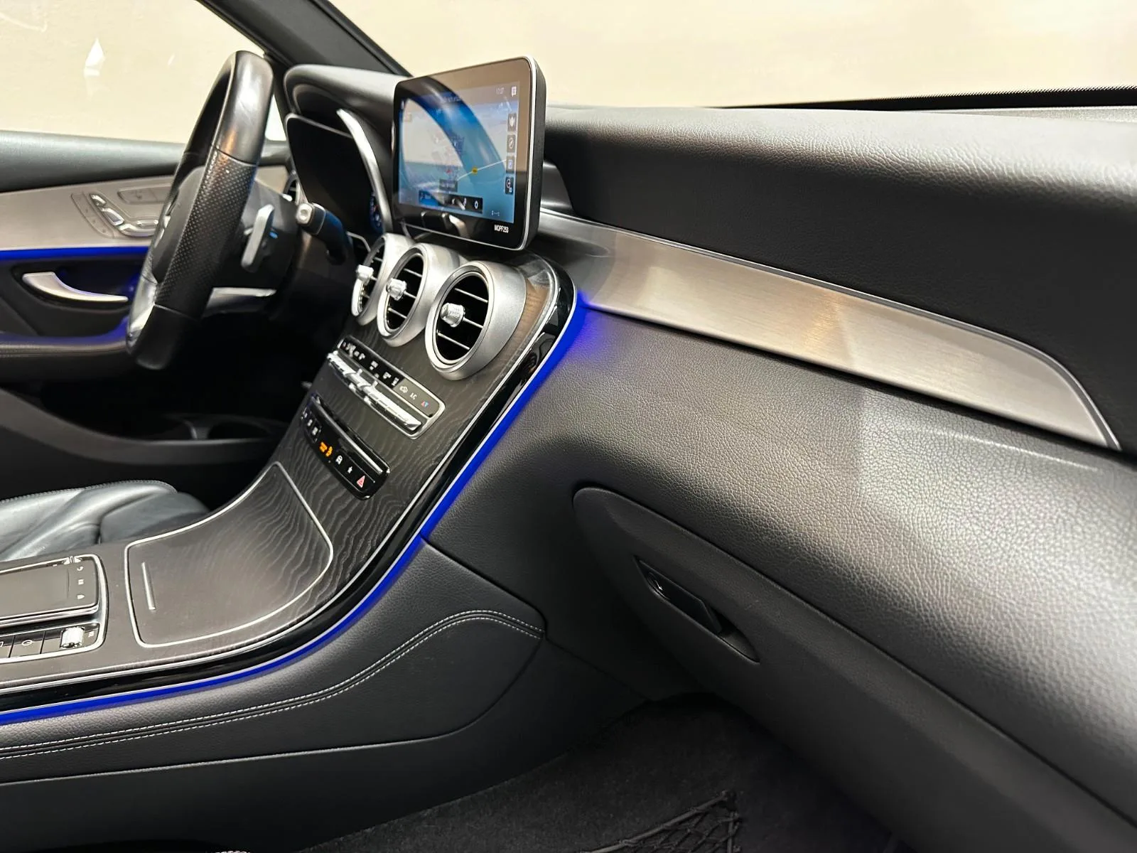 2020 Mercedes-Benz GLC 300 e 4MATIC, 23/27
