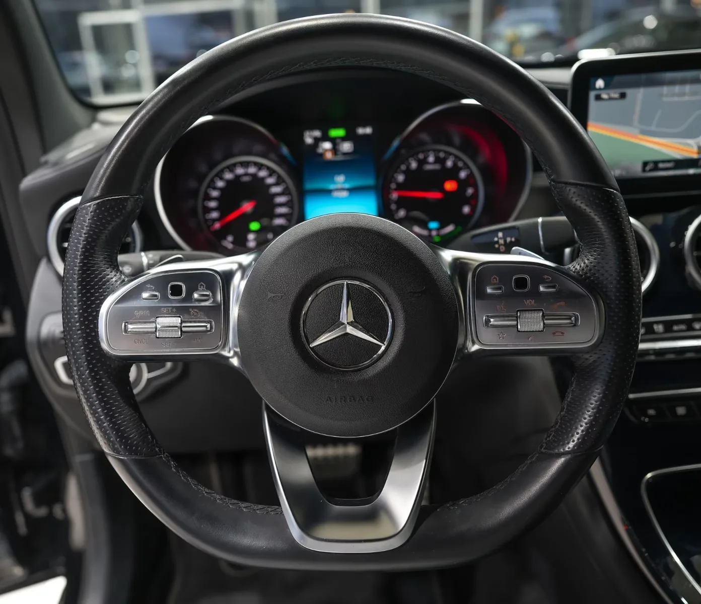 2020 Mercedes-Benz GLC 300 e 4MATIC Coupé, AMG Line, 15/22