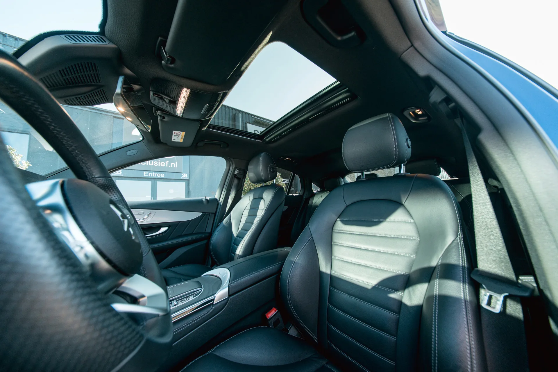 2020 Mercedes-Benz GLC 300 e 4MATIC Coupé, 4/30