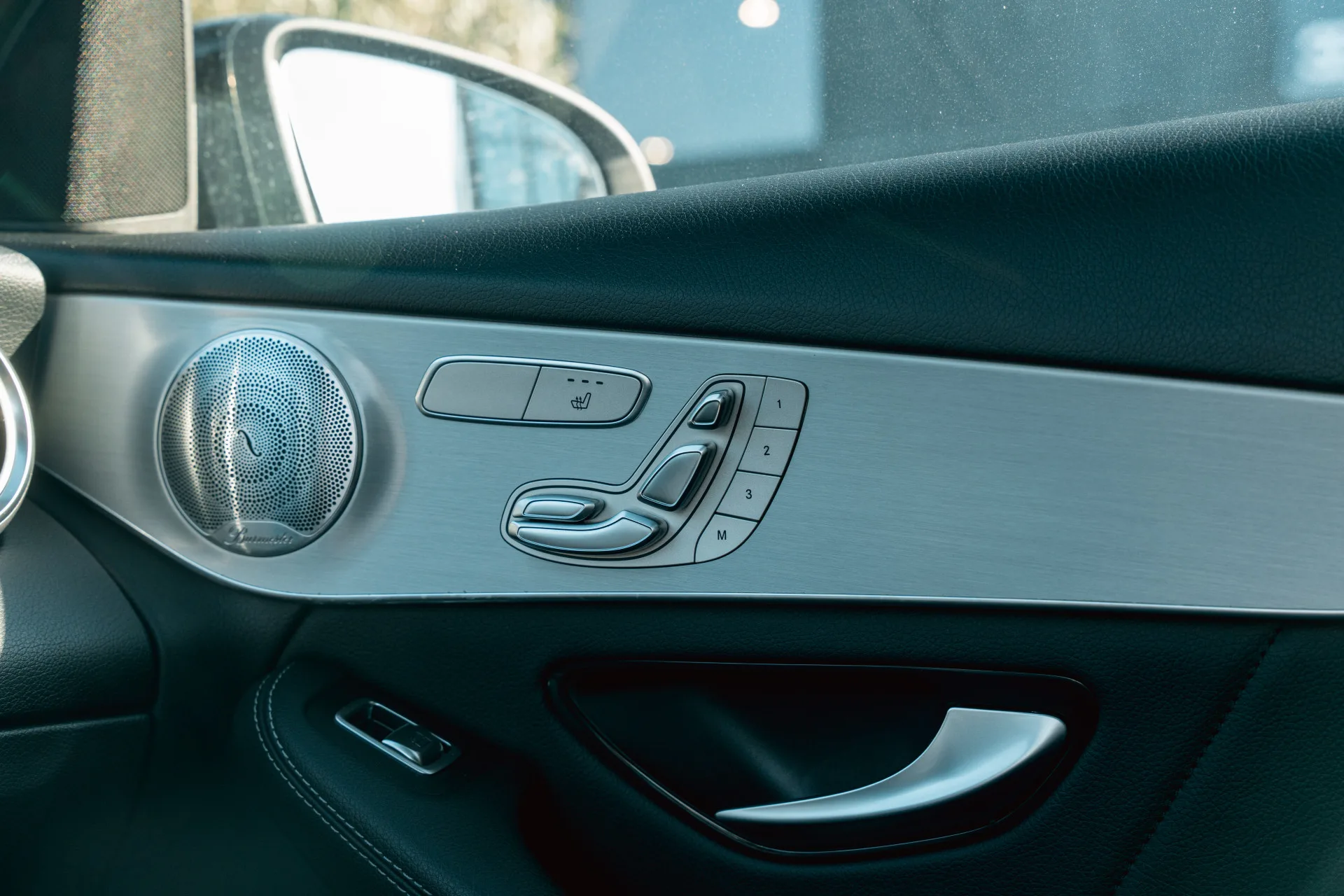 2020 Mercedes-Benz GLC 300 e 4MATIC Coupé, 17/30