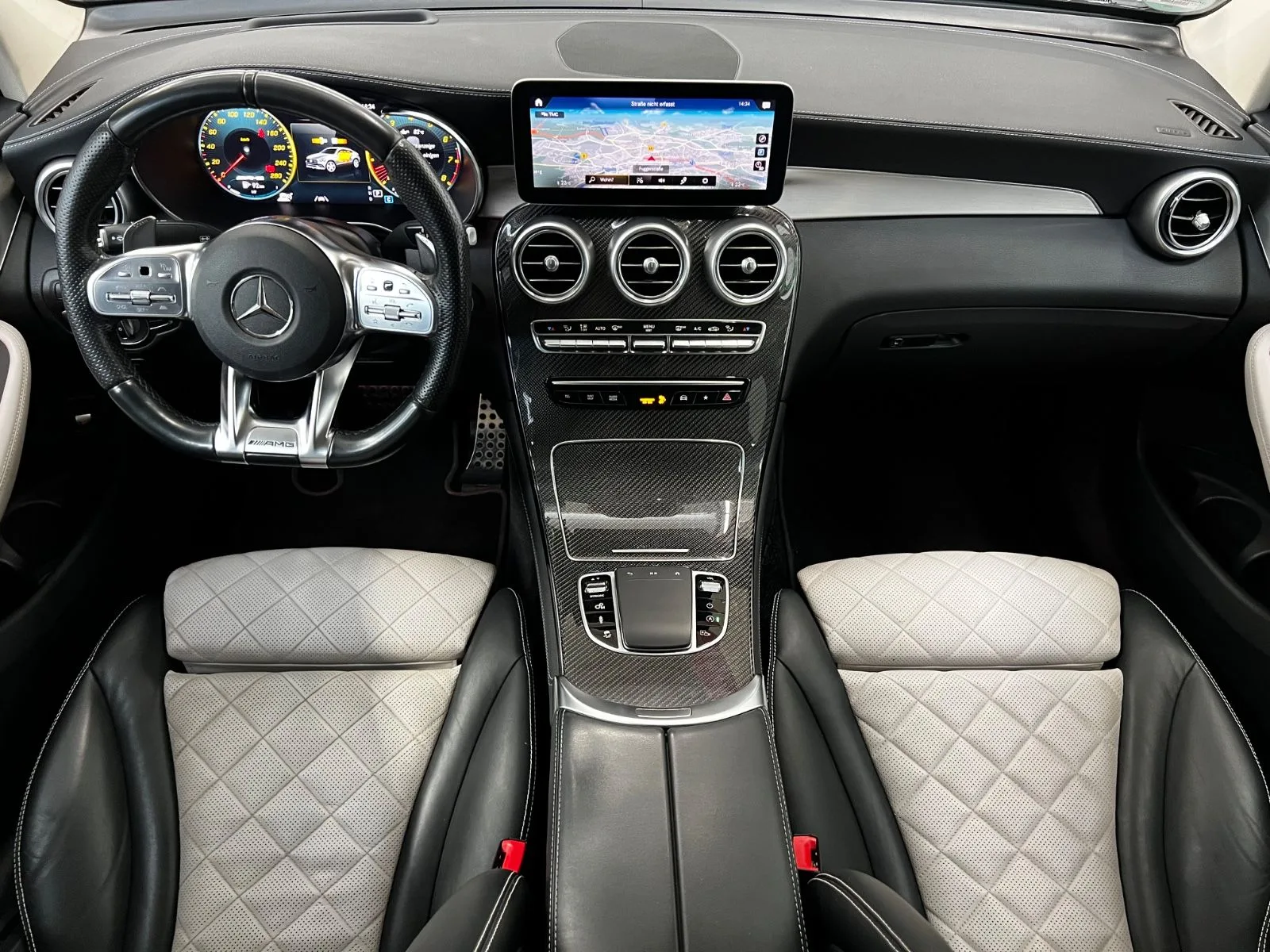 2020 Mercedes-Benz GLC 43 AMG Coupé proposée par un spécialiste de la supercar à Nuremberg, Allemagne, photo principale