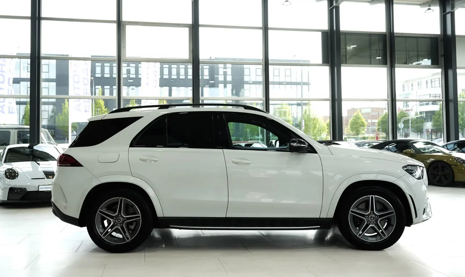 2020 Mercedes-Benz GLE 300 d 4MATIC, AMG Line, 4/23