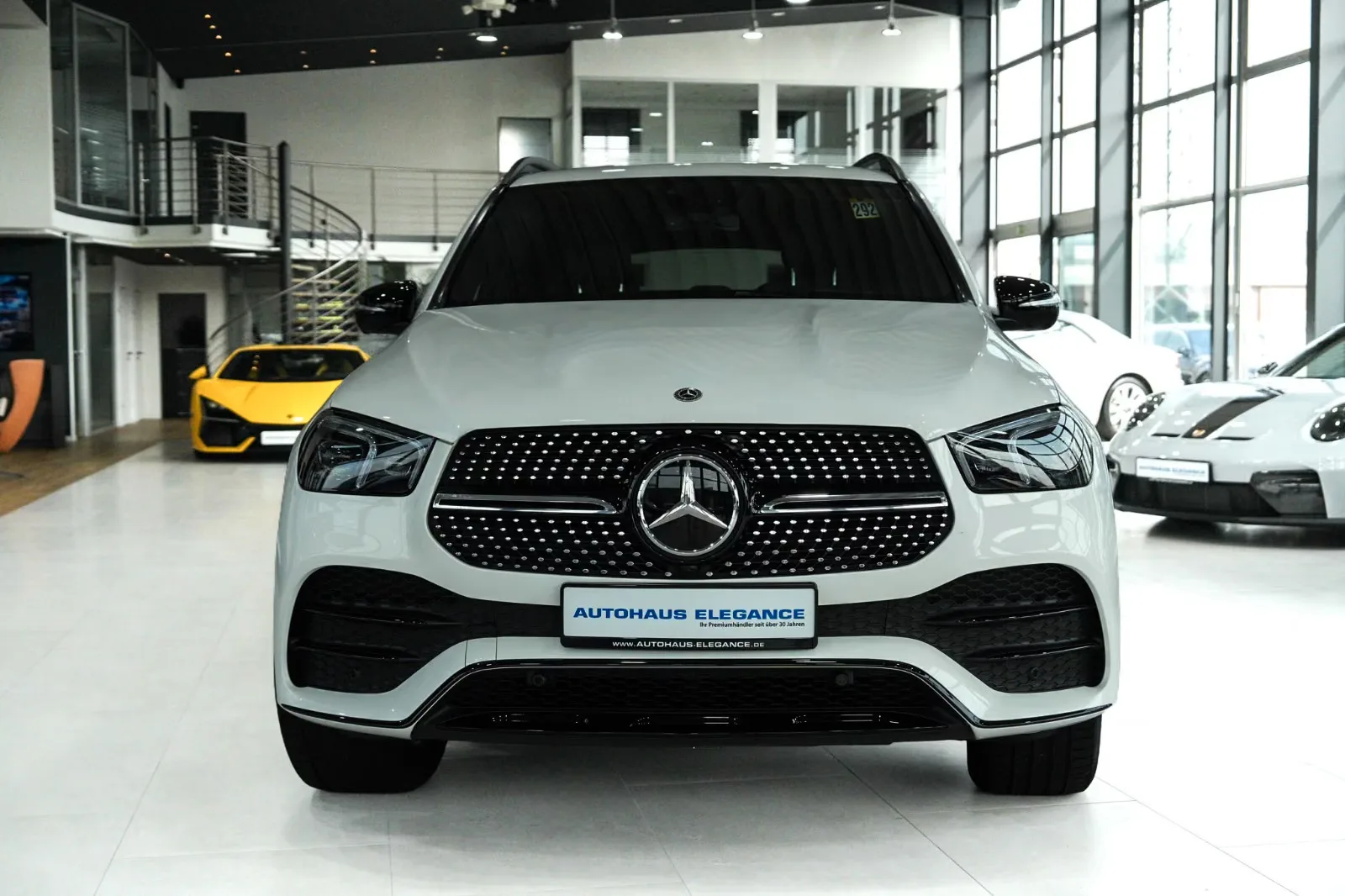 2020 Mercedes-Benz GLE 300 d 4MATIC, AMG Line, 5/23