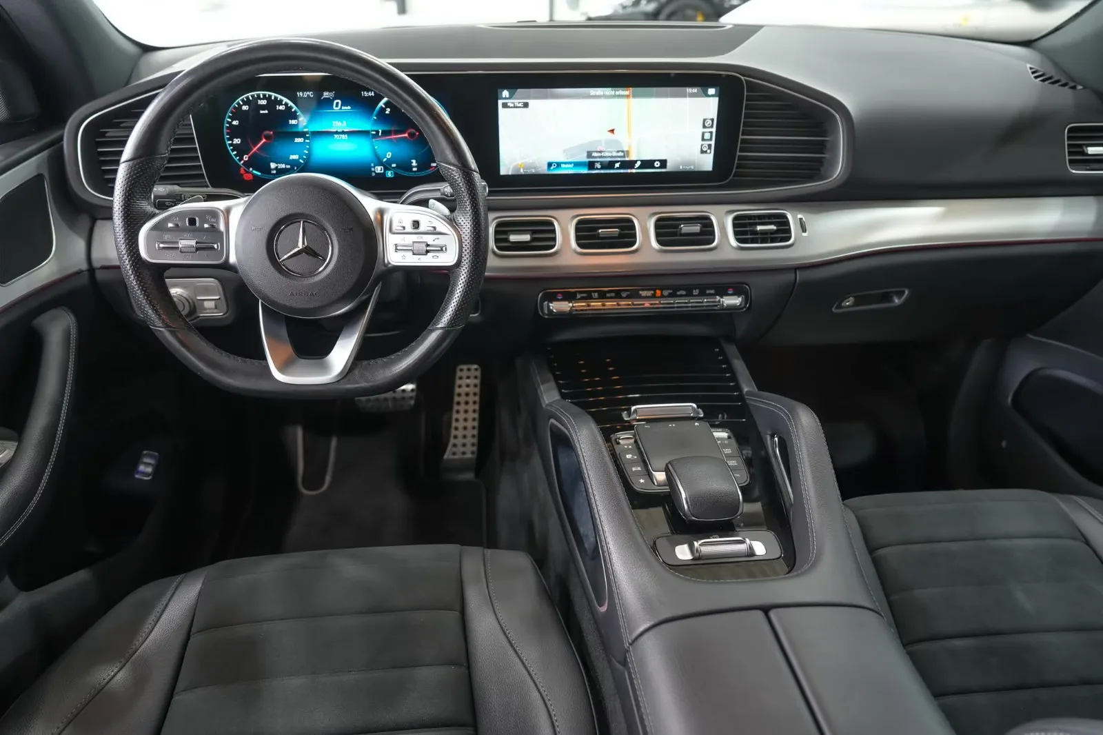 2020 Mercedes-Benz GLE 300 d 4MATIC, AMG Line, 12/23