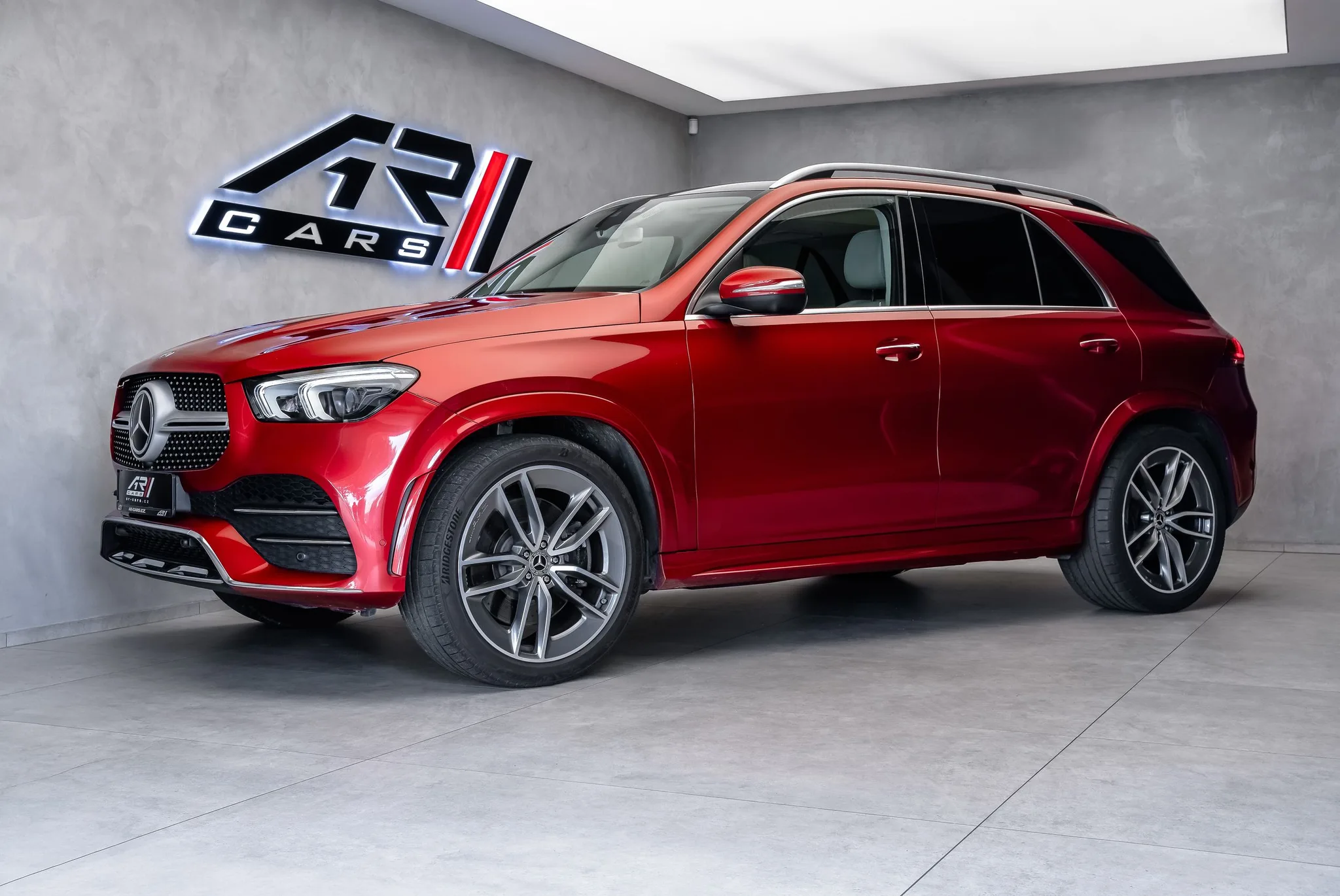 2020 Mercedes-Benz GLE 450 4MATIC, AMG Line angeboten von einem Fachhändler in Ostrava, Tschechien, Hauptfoto