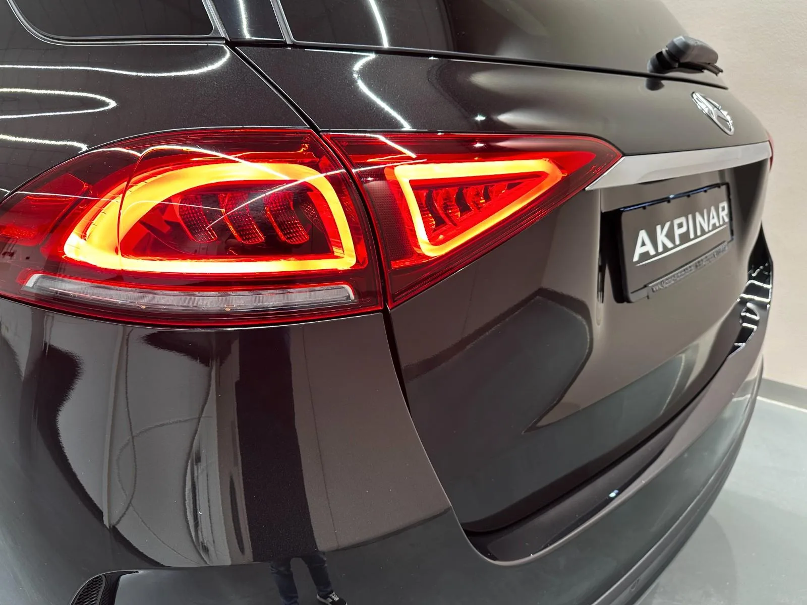 2020 Mercedes-Benz GLE 450 4MATIC, AMG Line, Night package, 4/30