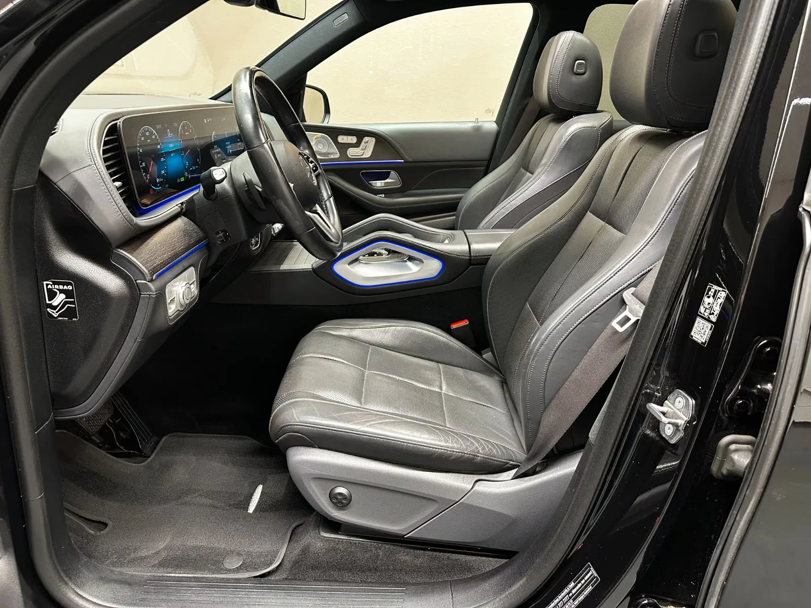 2020 Mercedes-Benz GLE 450 4MATIC, AMG Line, Night package, 10/30