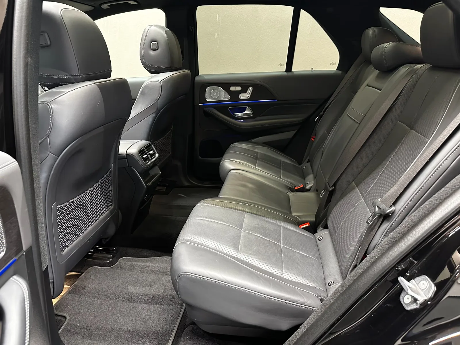 2020 Mercedes-Benz GLE 450 4MATIC, AMG Line, Night package, 13/30