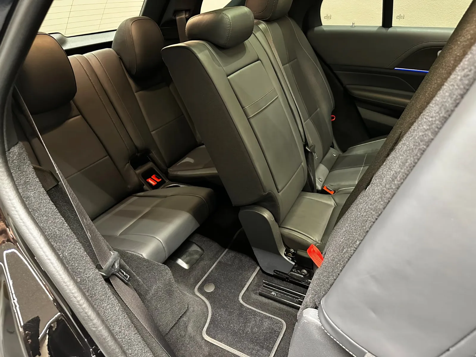 2020 Mercedes-Benz GLE 450 4MATIC, AMG Line, Night package, 22/30