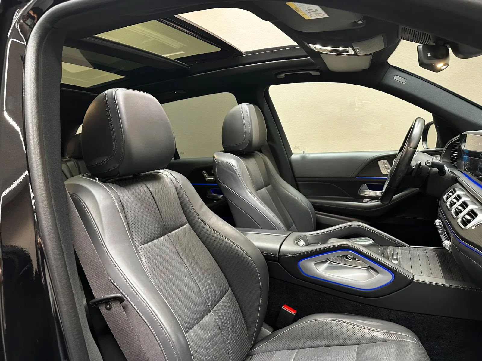 2020 Mercedes-Benz GLE 450 4MATIC, AMG Line, Night package, 26/30