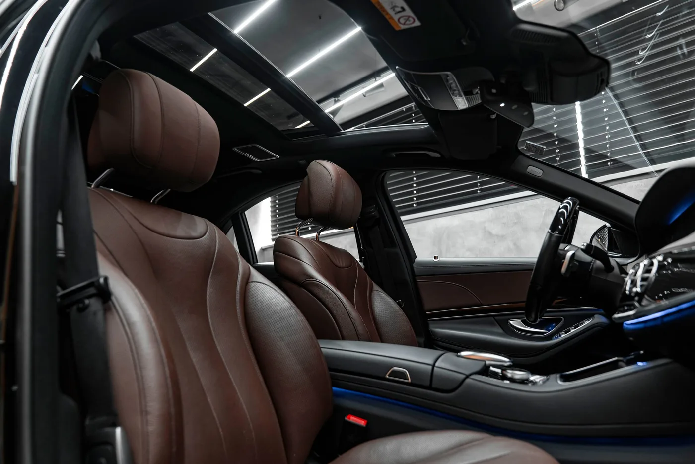2020 Mercedes-Benz S 350 offered by a specialist dealer in Bratislava, Slovakia, photo 7 of 23
