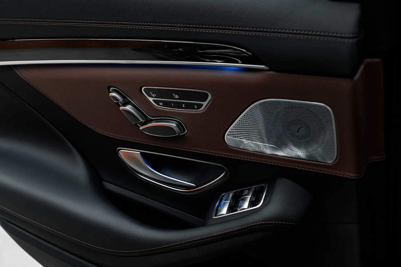 2020 Mercedes-Benz S 350 offered by a specialist dealer in Bratislava, Slovakia, photo 21 of 23