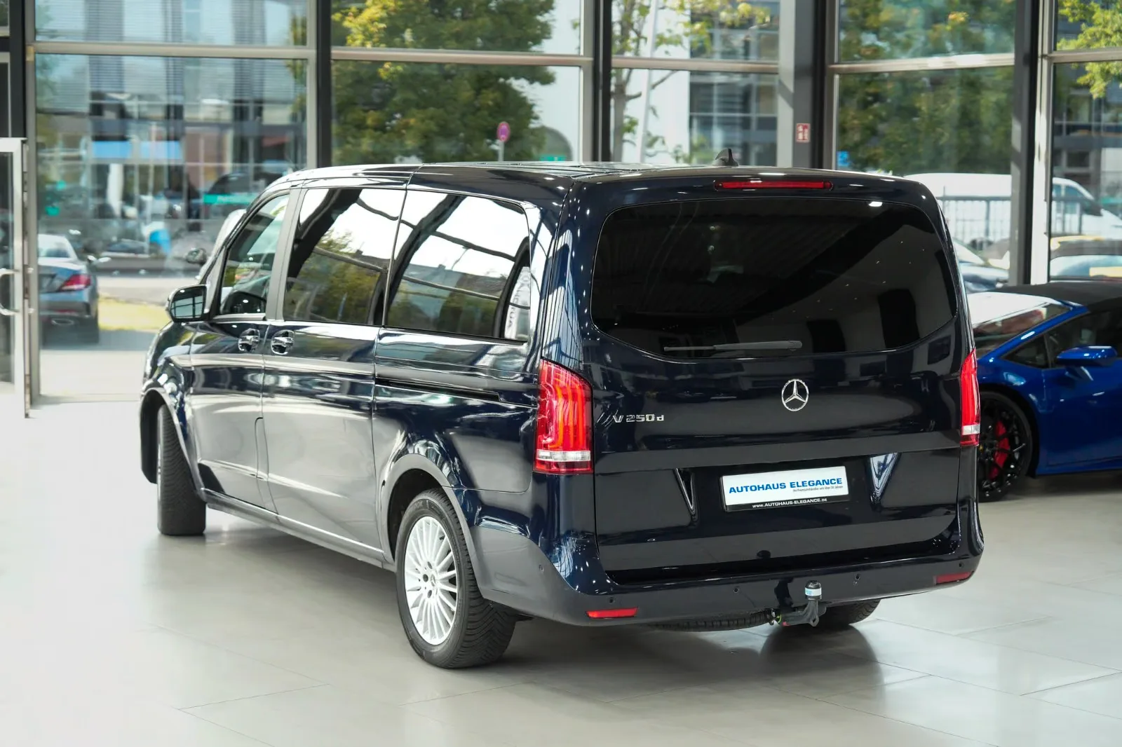2020 Mercedes-Benz V 250 d Long, 8/30