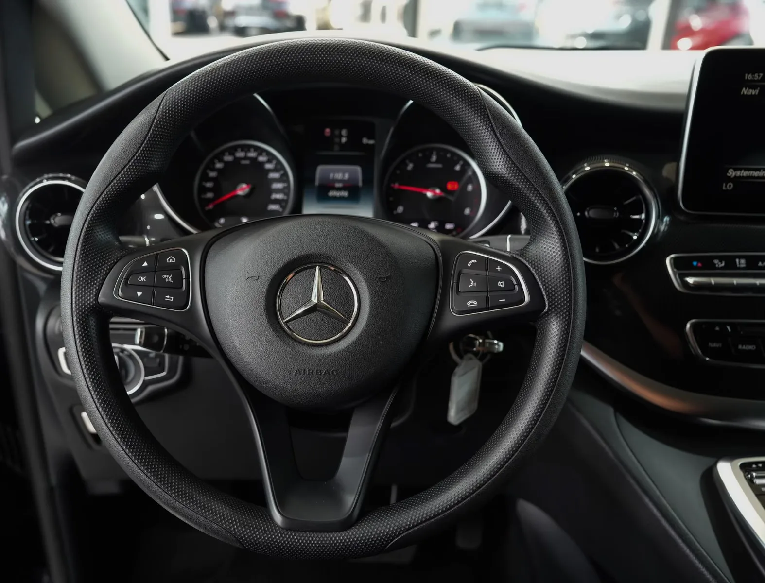 2020 Mercedes-Benz V 250 d Long, 17/30