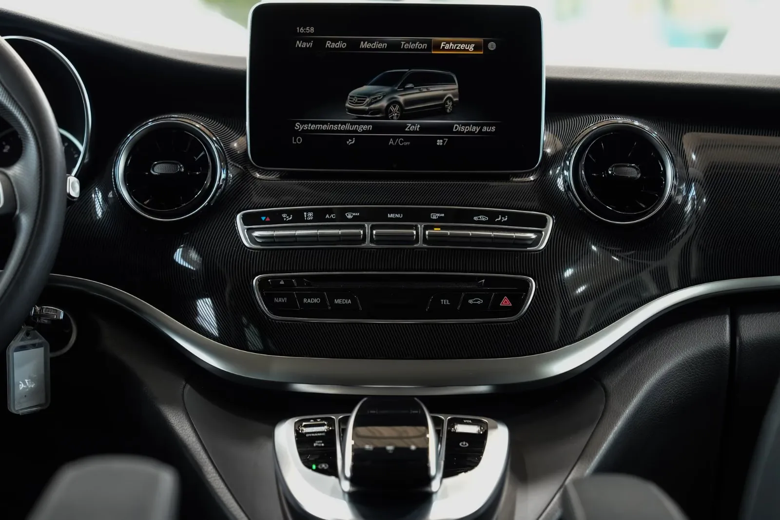 2020 Mercedes-Benz V 250 d Long, 27/30