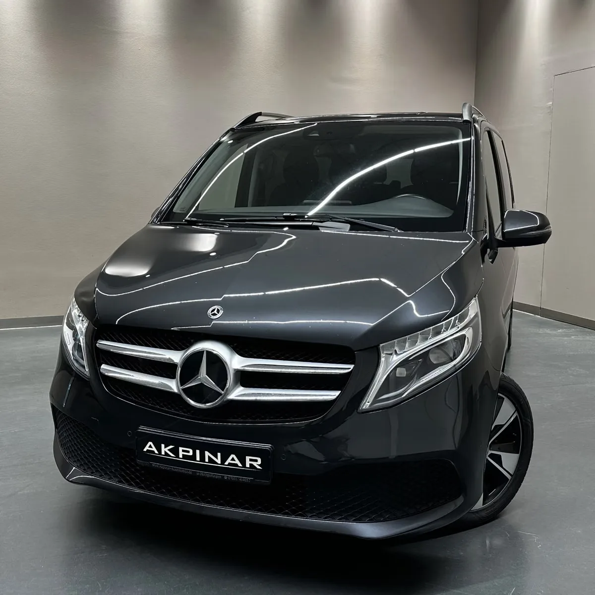 2020 Mercedes-Benz V 300 d long, Avantgarde, 2/30