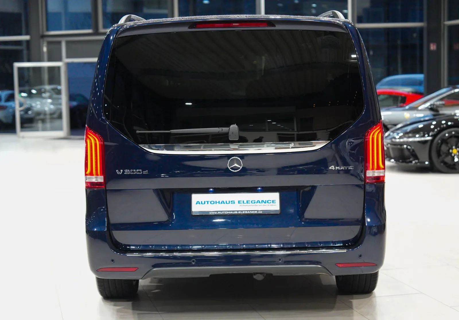 2020 Mercedes-Benz V 300 d 4MATIC, Edition, Long, 6/20