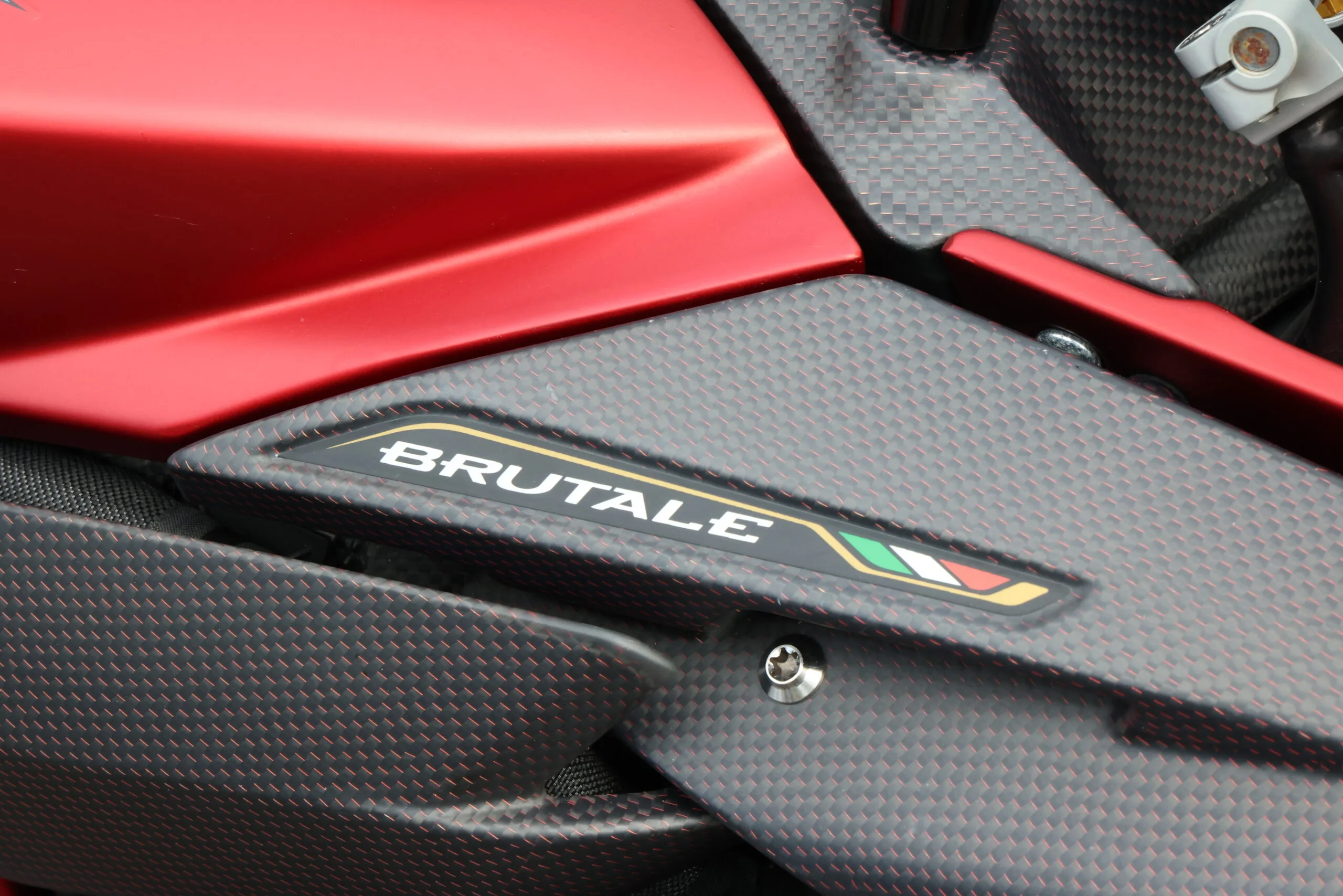 2020 MV Agusta Brutale 1000 Serie Oro, 15/30