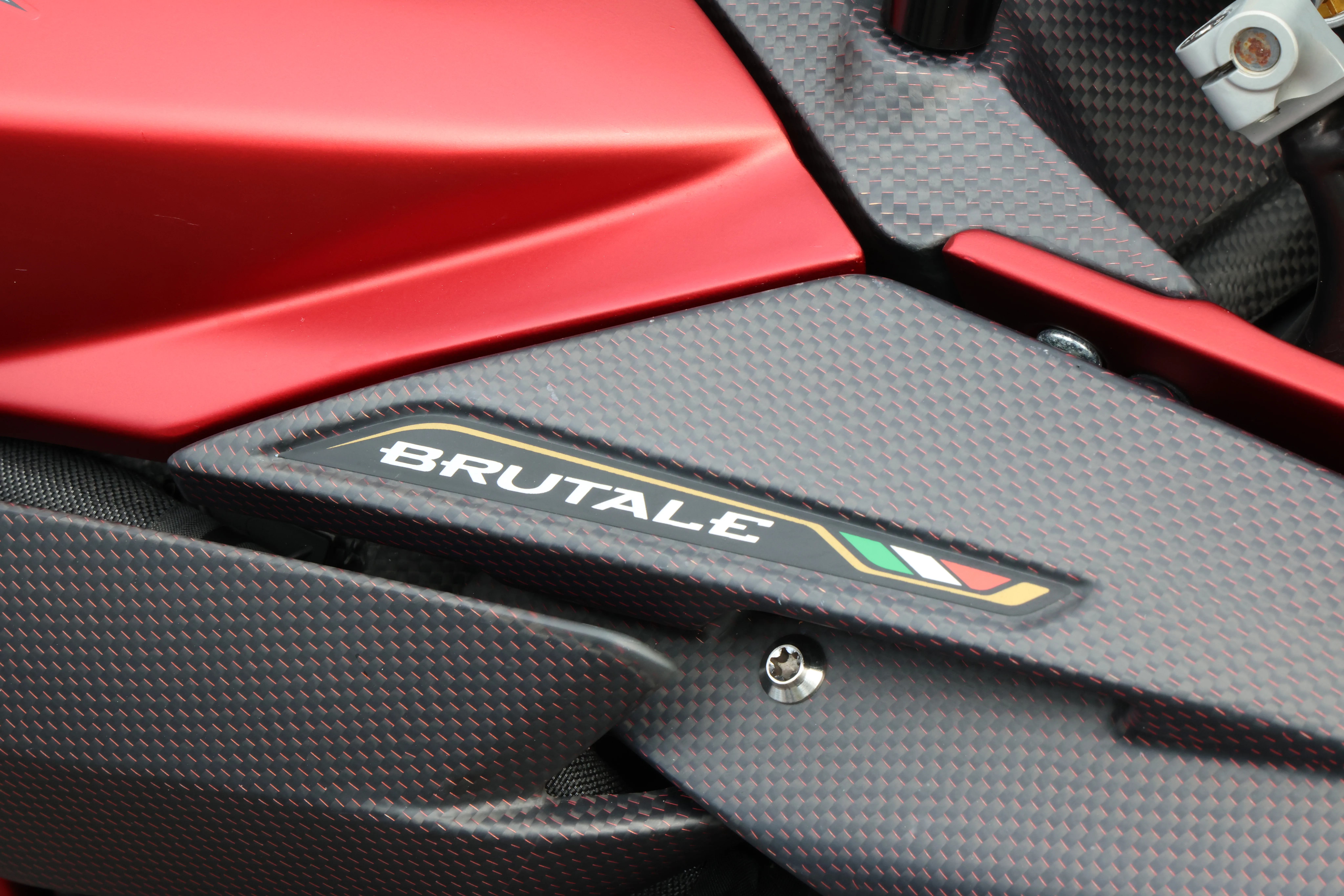 2020 MV Agusta Brutale 1000 Serie Oro, 16/30