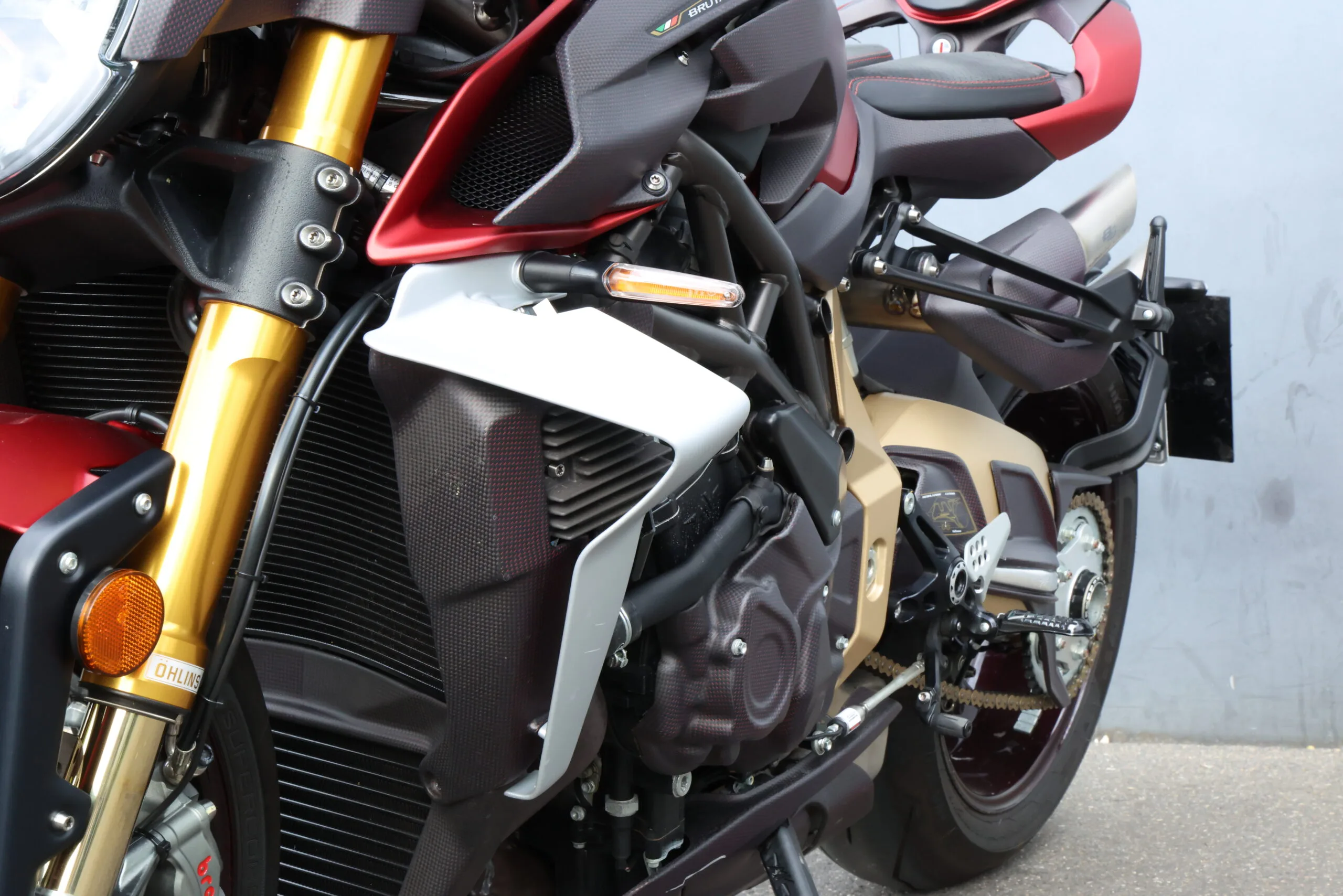 2020 MV Agusta Brutale 1000 Serie Oro, 27/30