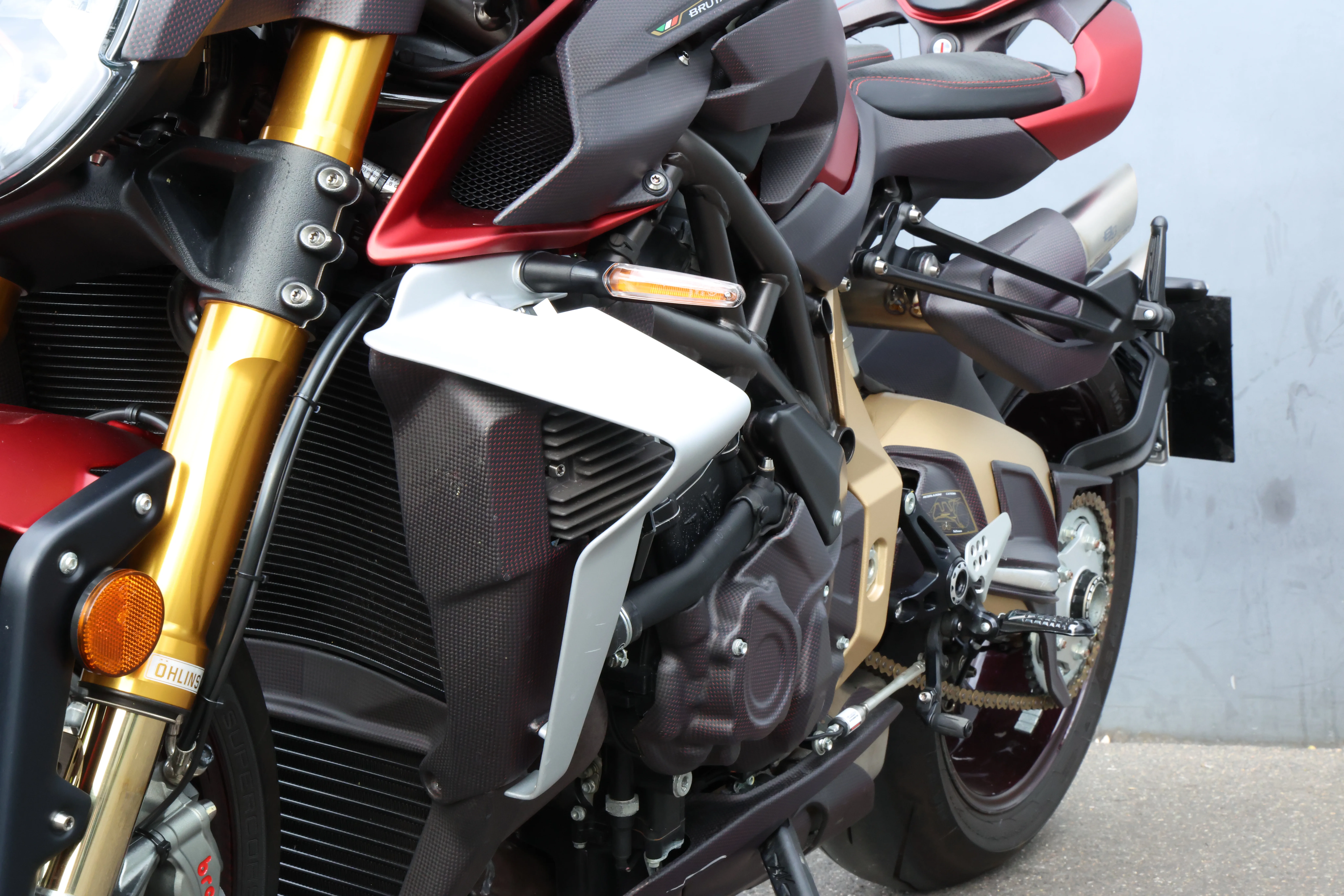 2020 MV Agusta Brutale 1000 Serie Oro, 28/30