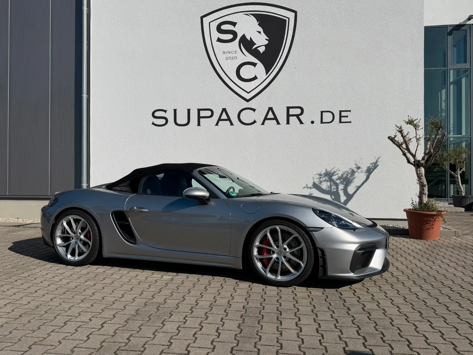 2020 Porsche 718 Boxster Spyder, 2/28