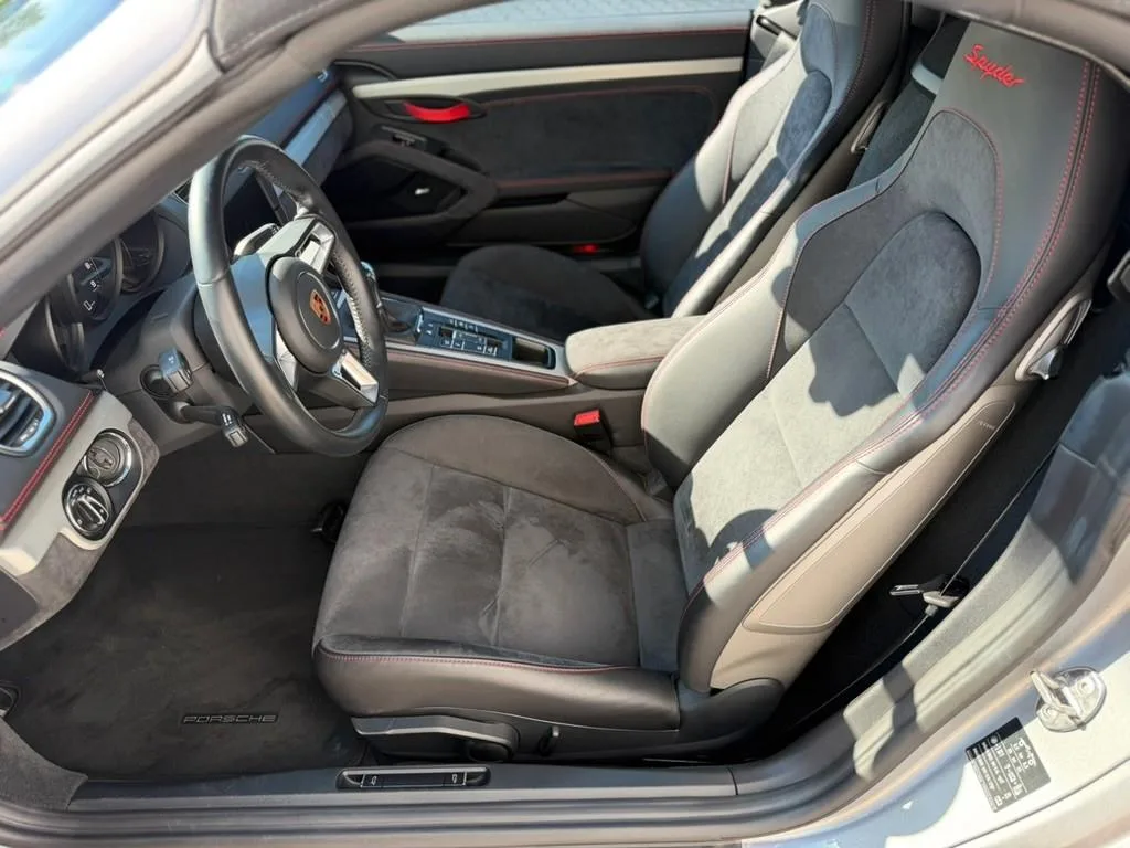 2020 Porsche 718 Boxster Spyder, 21/28