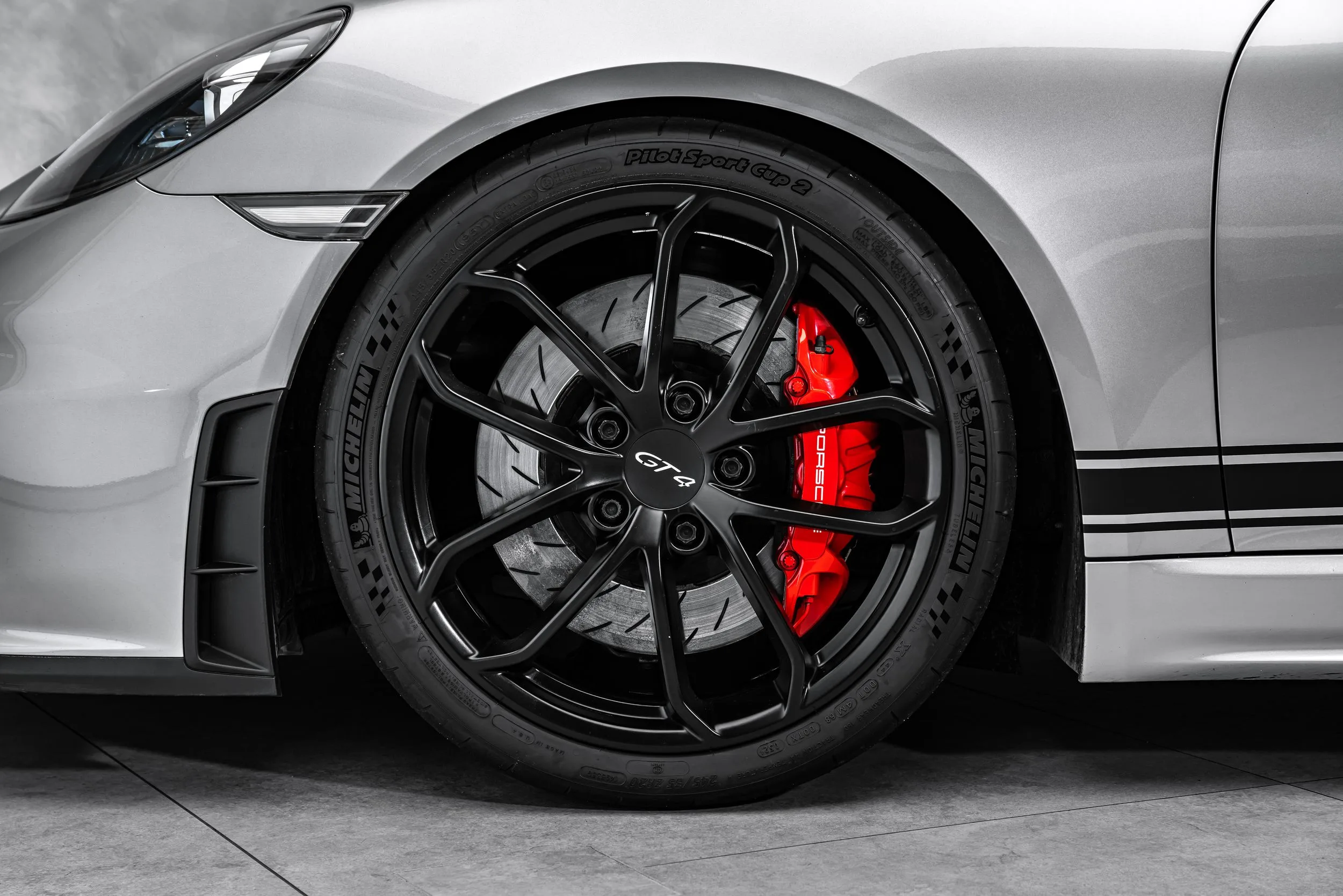 2020 Porsche 718 Cayman GT4, 3/25