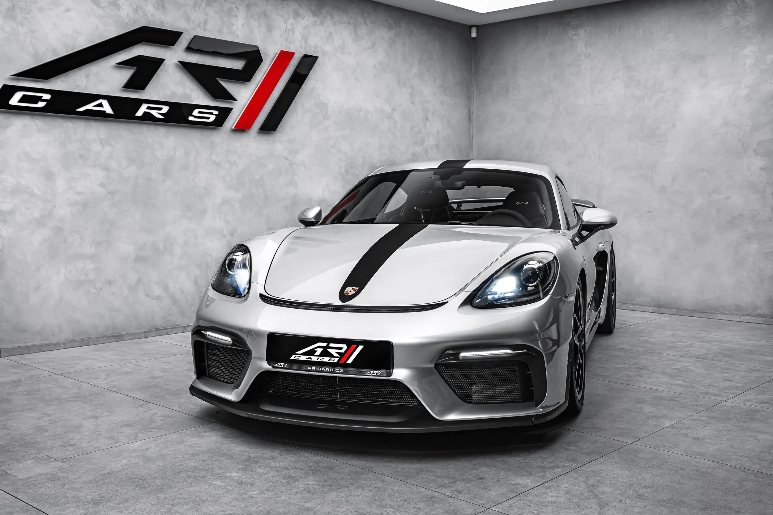 2020 Porsche 718 Cayman GT4, 4/25