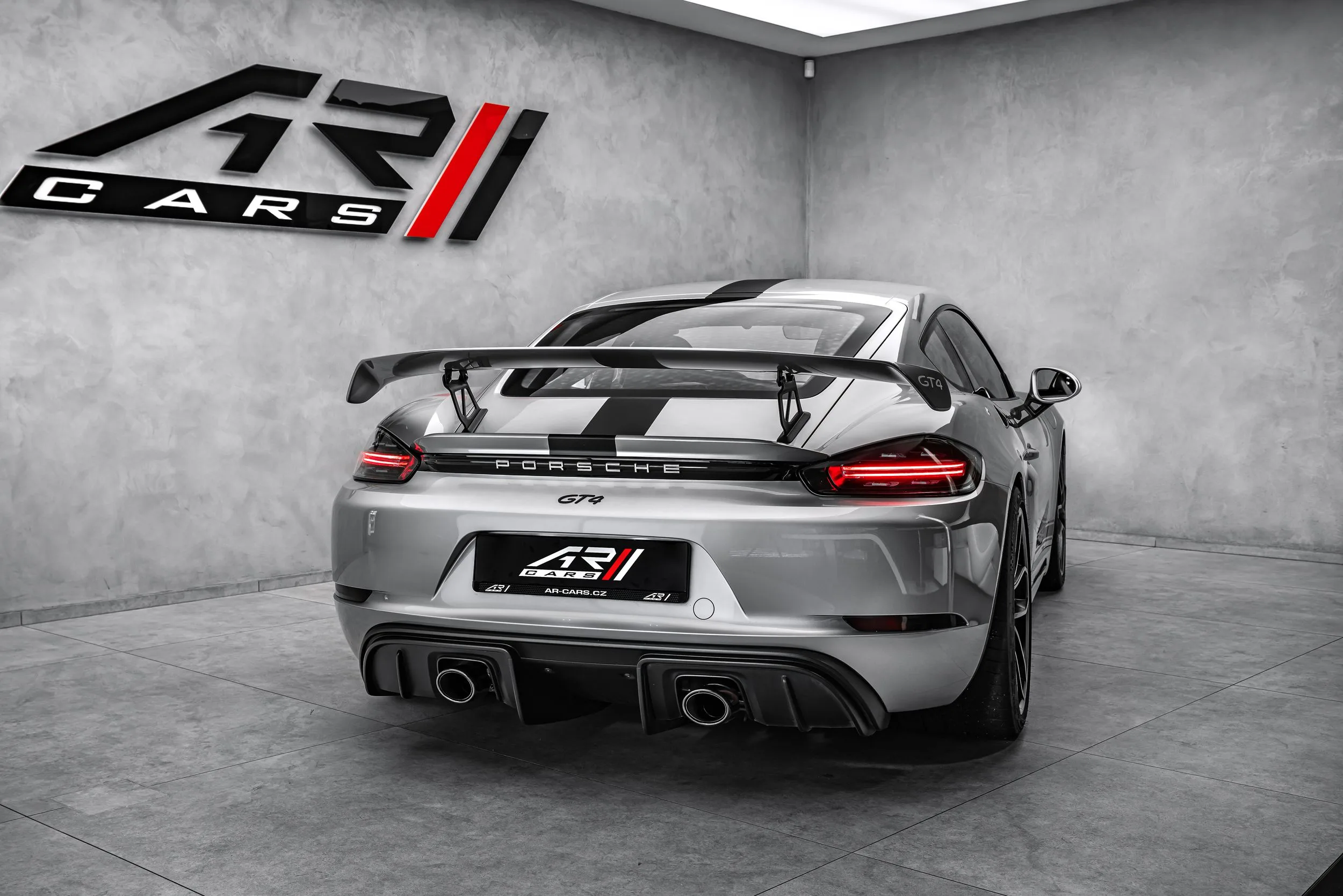 2020 Porsche 718 Cayman GT4, 6/25