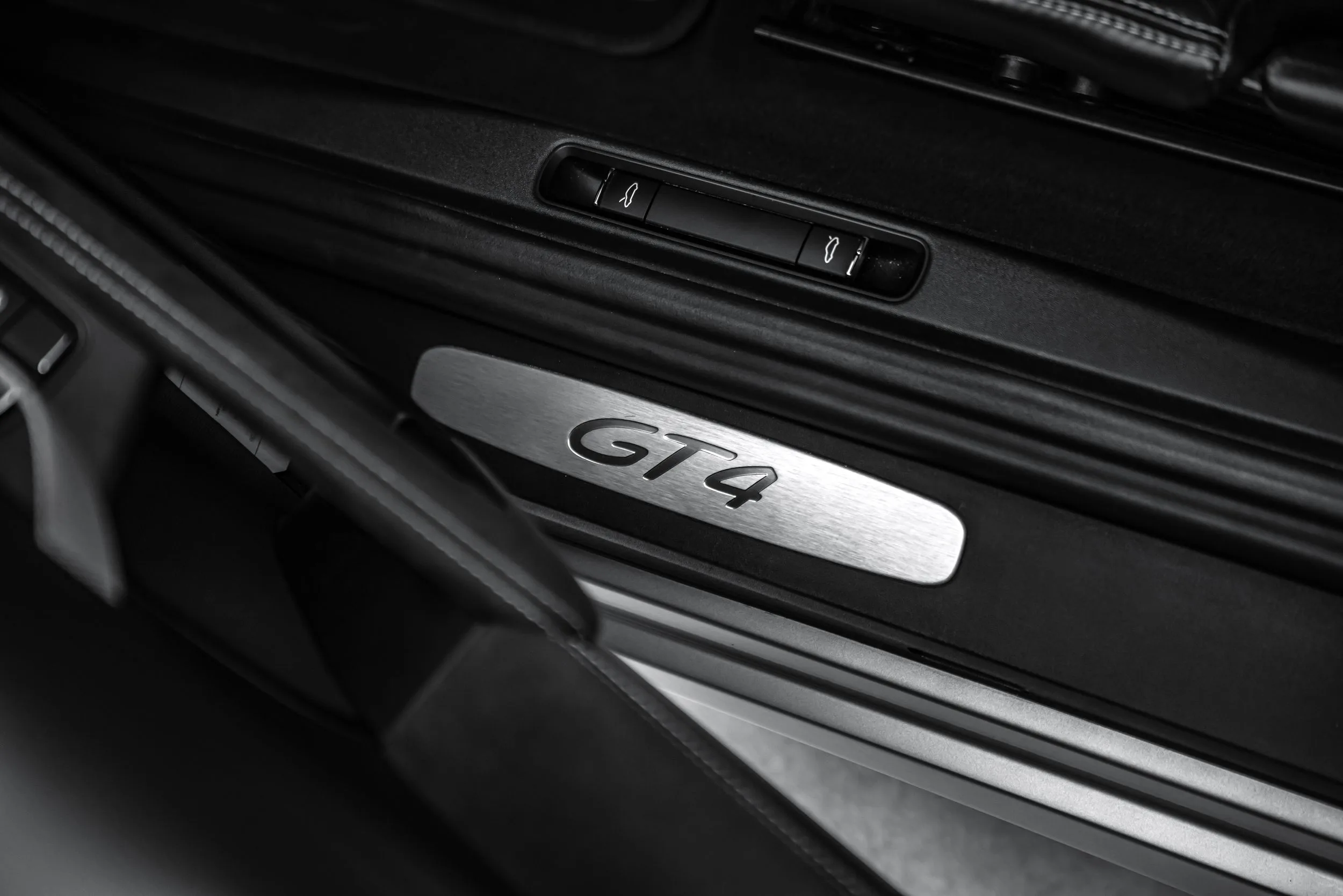 2020 Porsche 718 Cayman GT4, 19/25