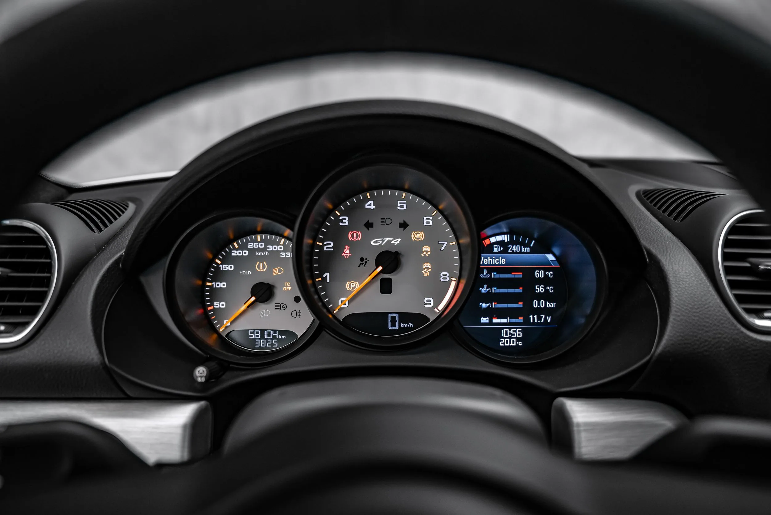 2020 Porsche 718 Cayman GT4, 22/25