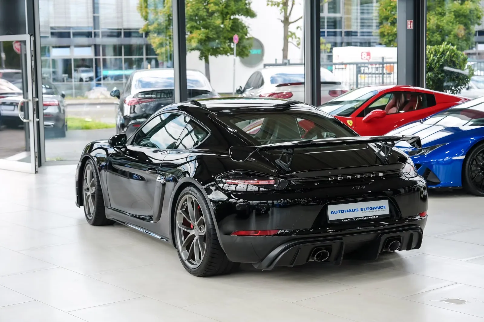 2020 Porsche 718 Cayman GT4, 3/30