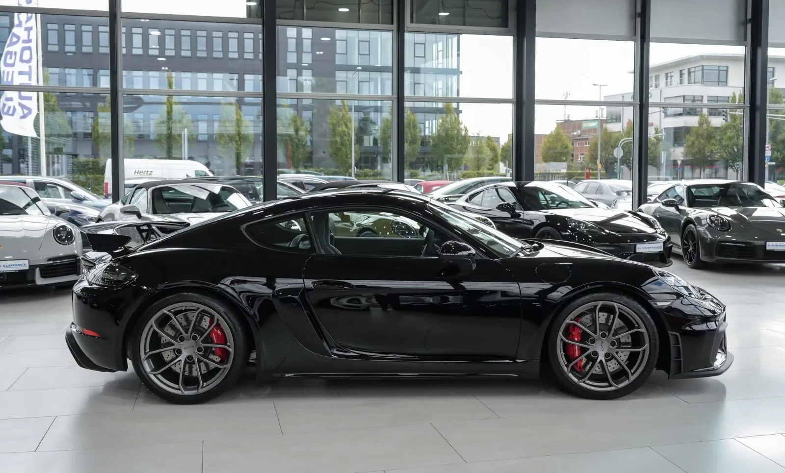 2020 Porsche 718 Cayman GT4, 6/30