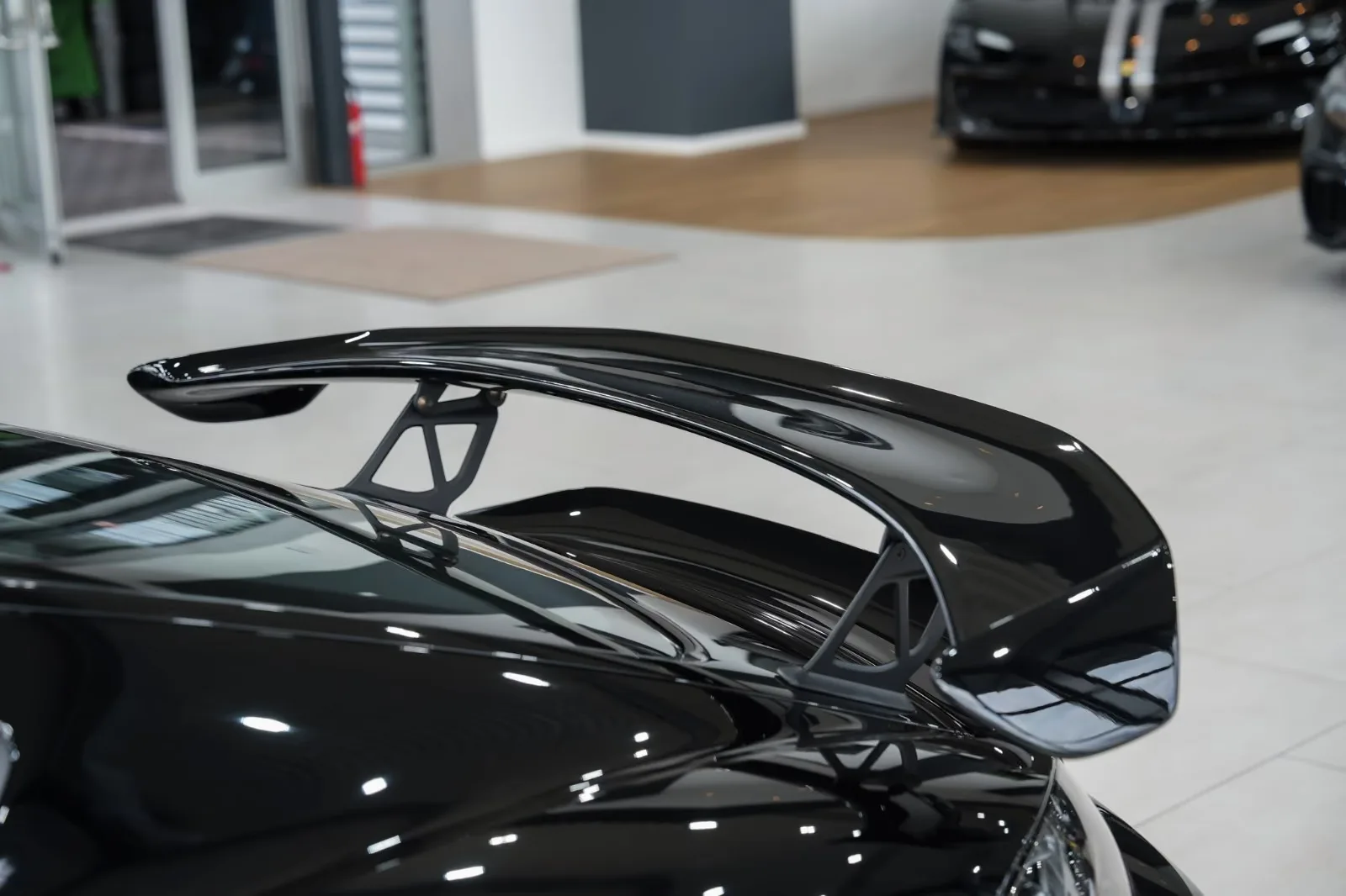 2020 Porsche 718 Cayman GT4, 10/30