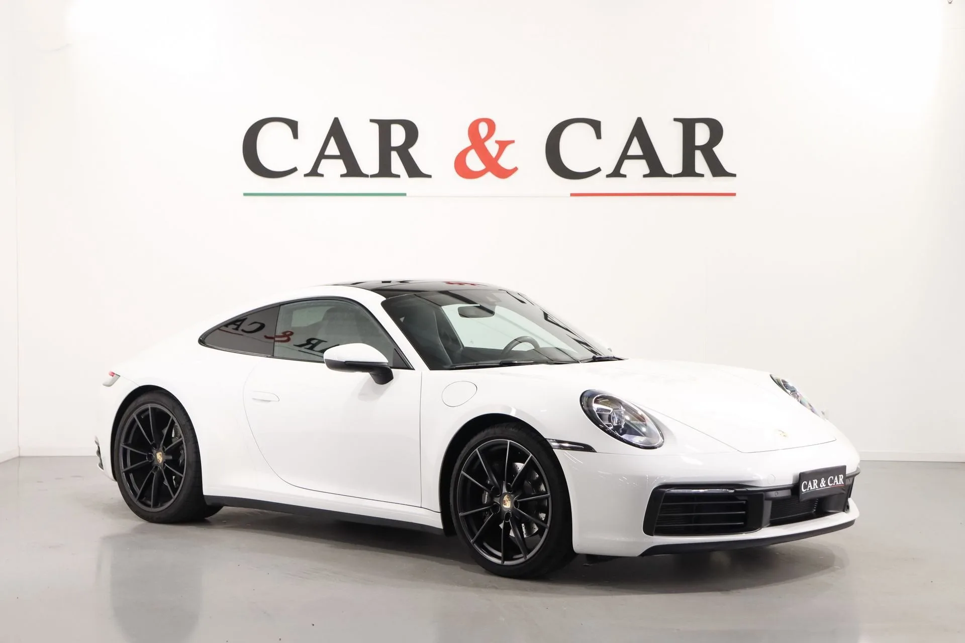 2020 Porsche 911 Carrera 4 angeboten von einem Supersportwagenhändler in Zibido San Giacomo, Italien, Hauptfoto
