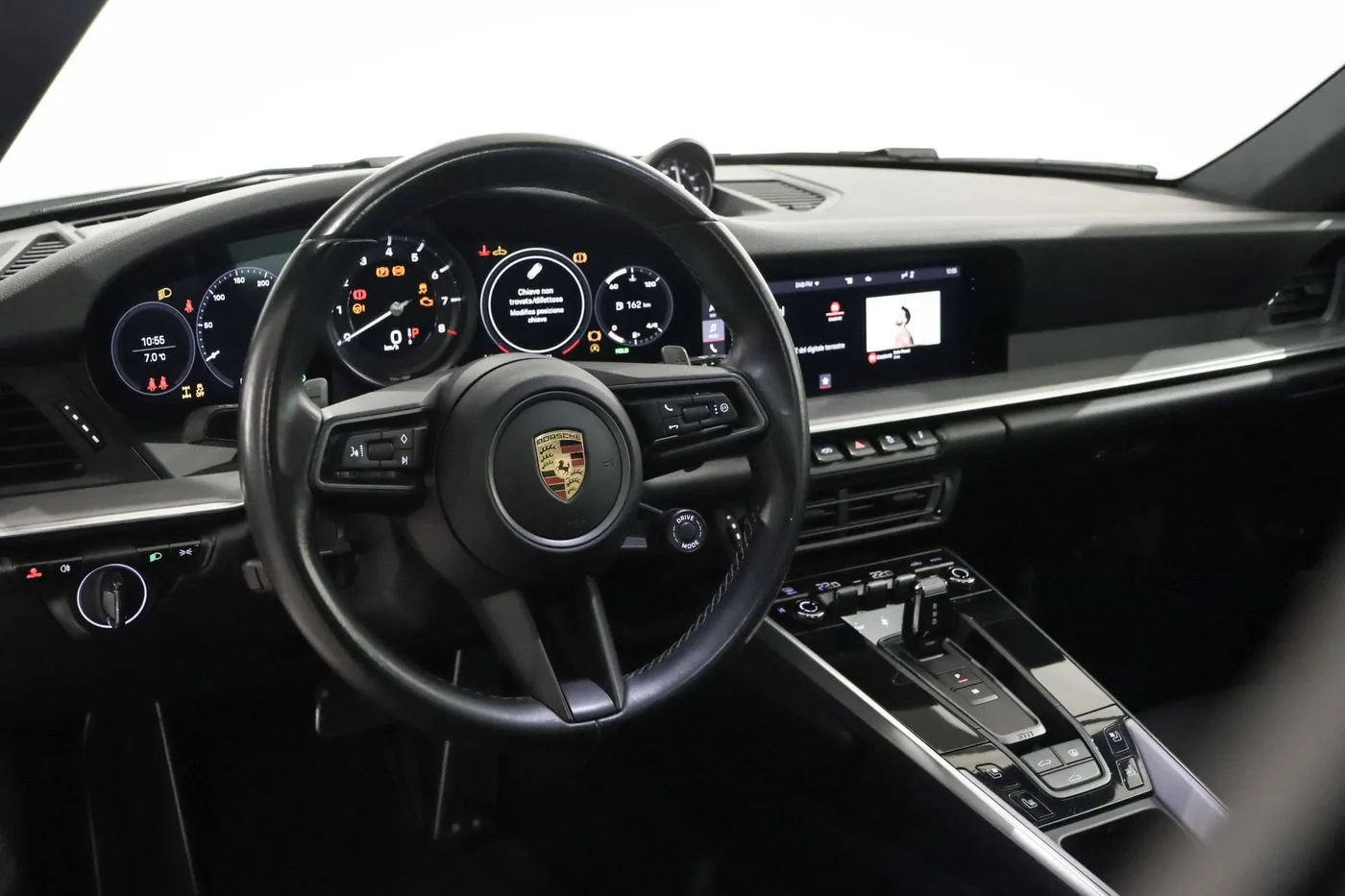 2020 Porsche 911 Carrera 4 proposée par un spécialiste de la supercar à Zibido San Giacomo, Italie, photo 8 sur 25