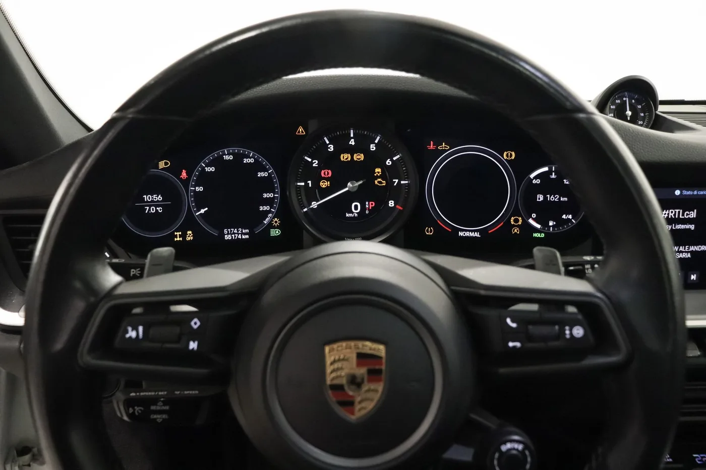 2020 Porsche 911 Carrera 4 proposée par un spécialiste de la supercar à Zibido San Giacomo, Italie, photo 22 sur 25