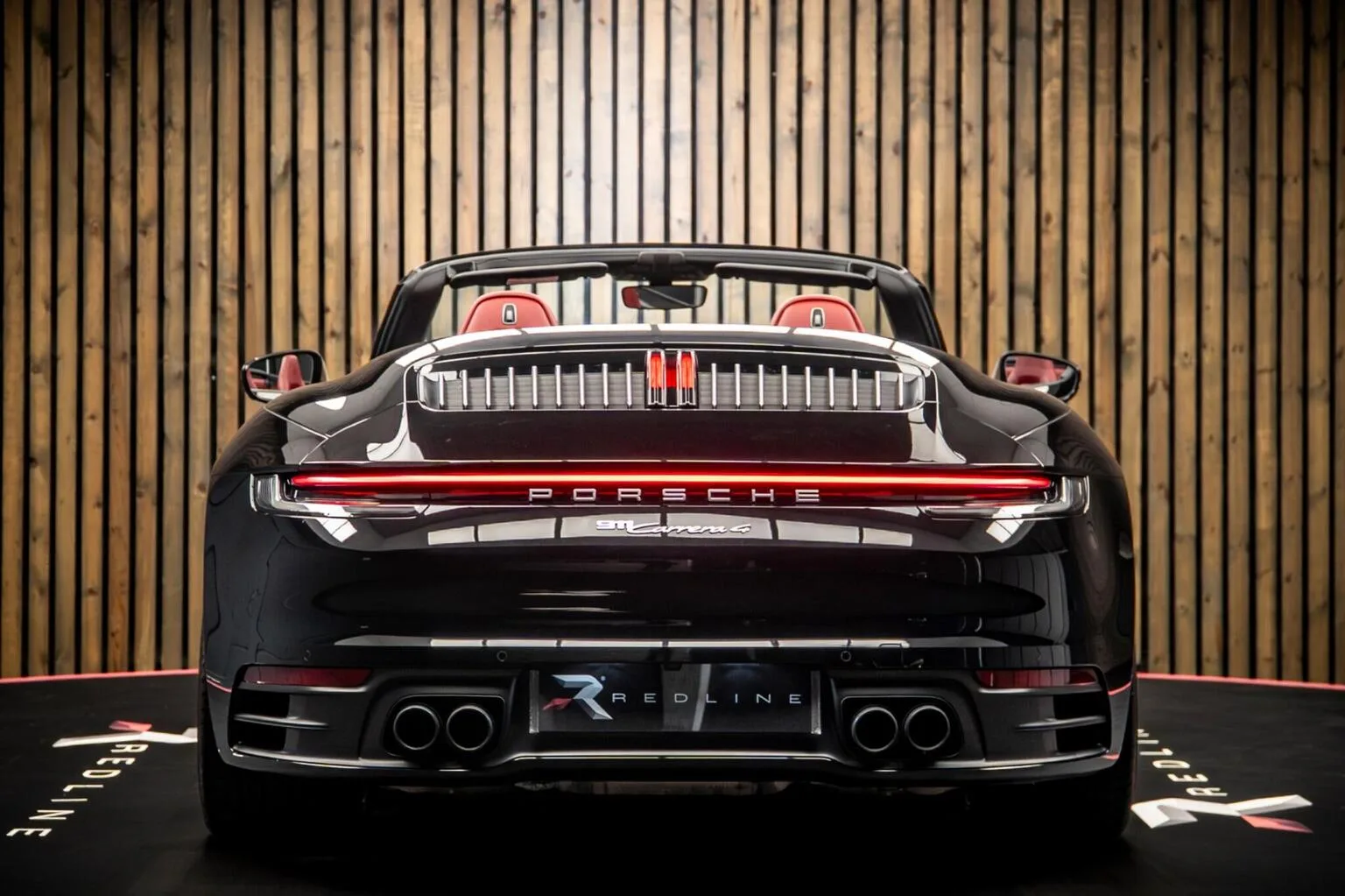 2020 Porsche 911 Carrera 4 Cabriolet, 6/30