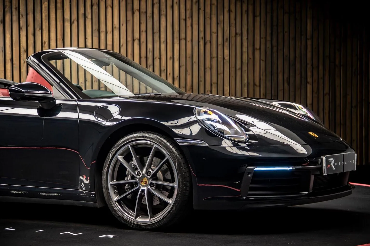 2020 Porsche 911 Carrera 4 Cabriolet, 9/30